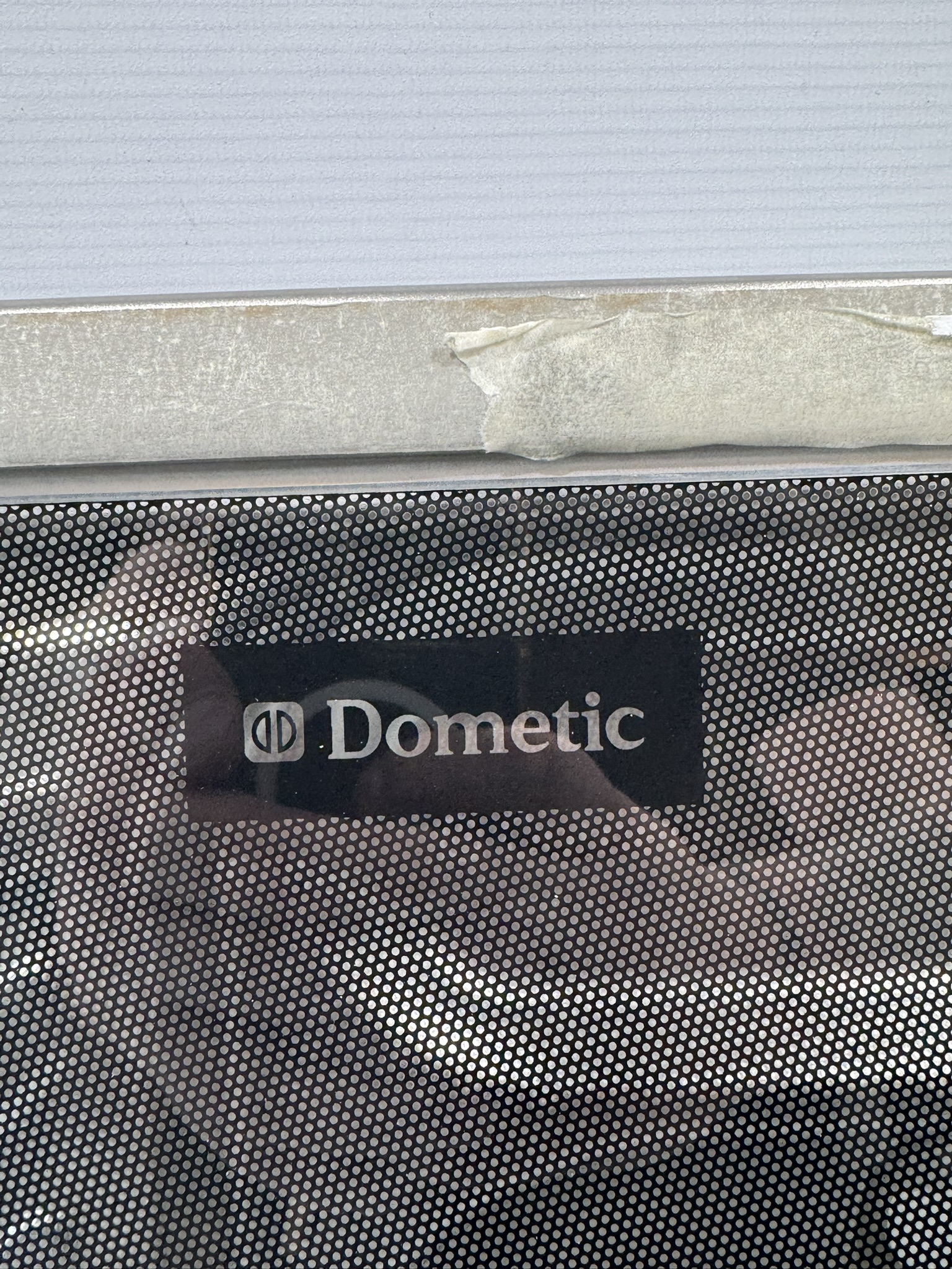 Dometic Spülbecken mit Glasabdeckung 600x450mm – Bild 3