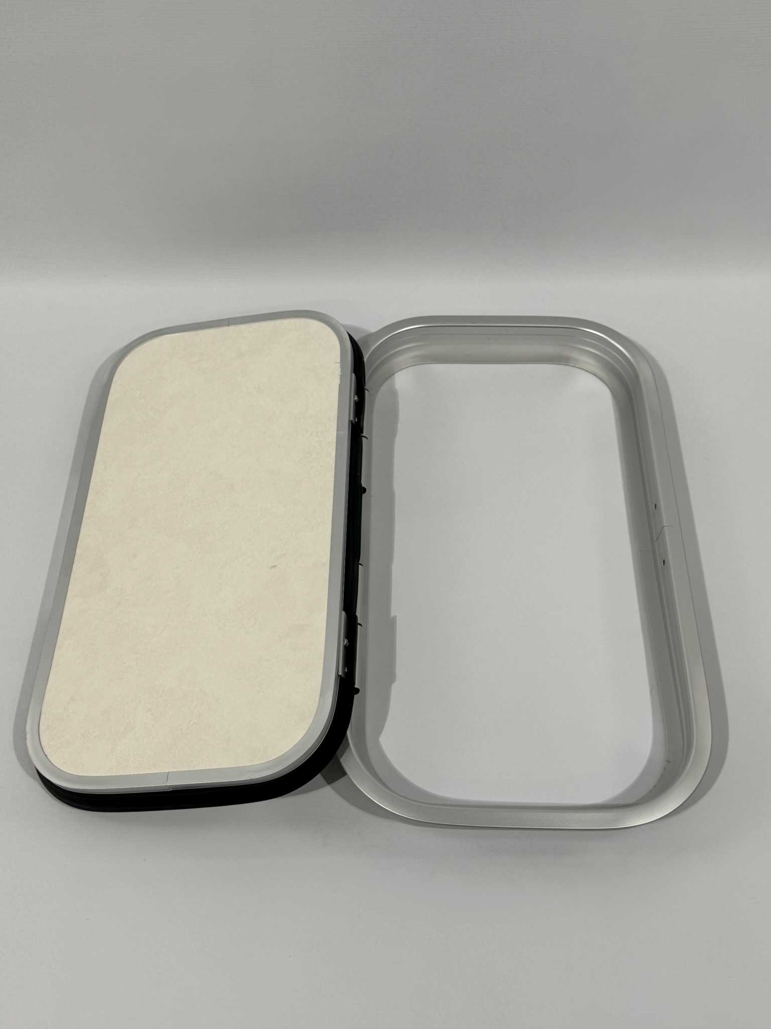 Stauraumklappe / Serviceklappe 550x310mm silber/weiß – Bild 7