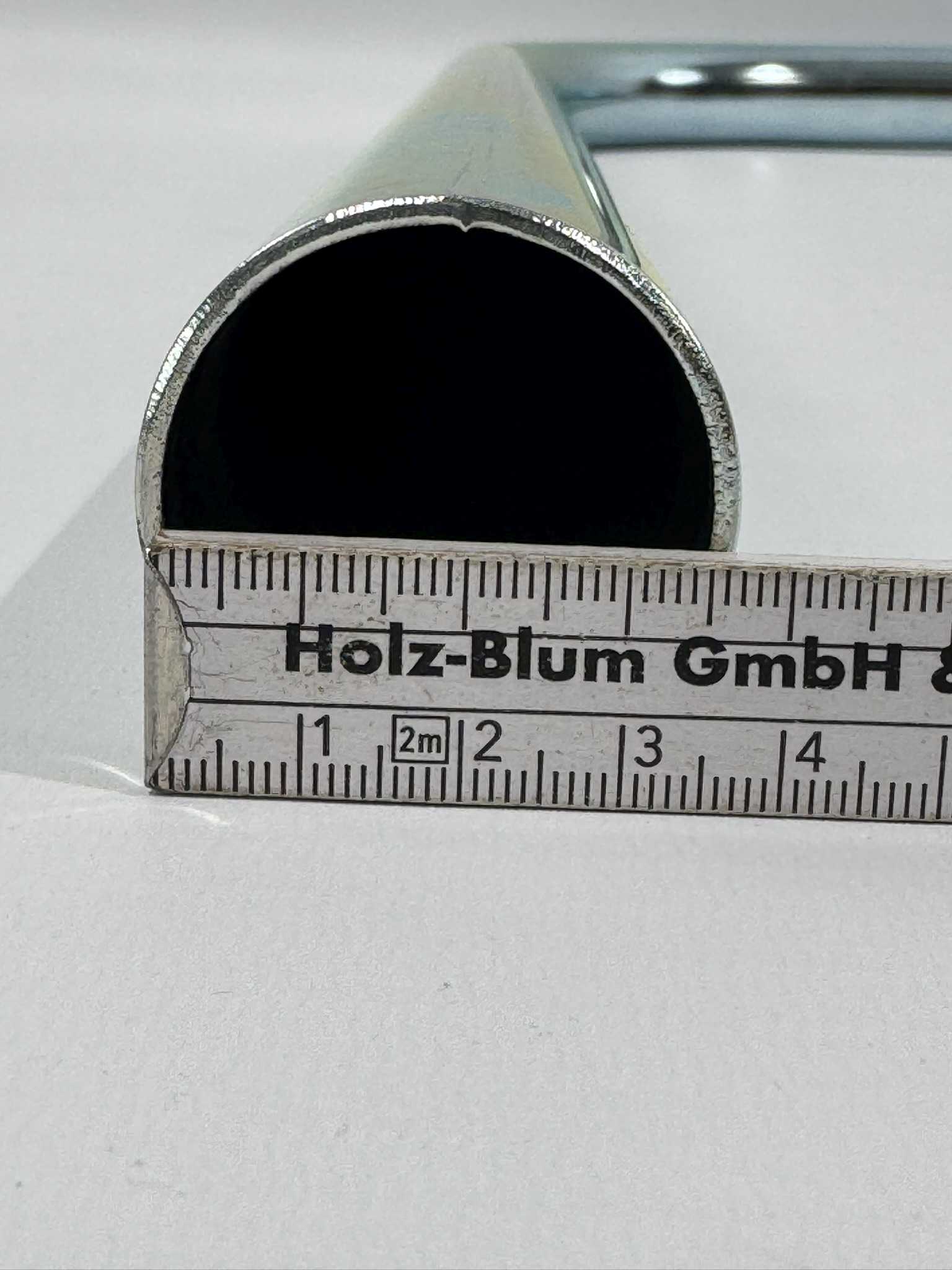 Hymer Tischfuß schwenkbar – Bild 7