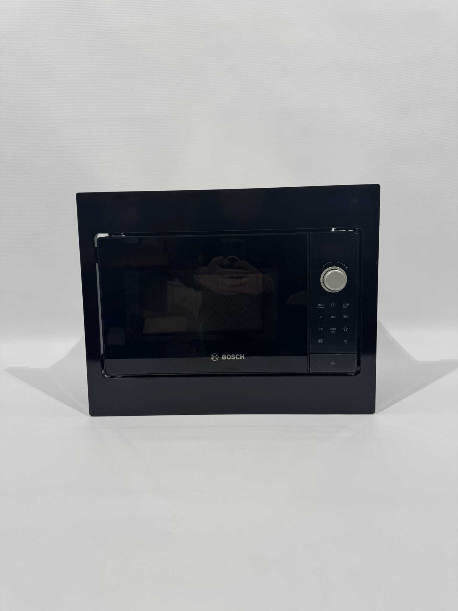 Bosch Einbau-Mikrowelle EM8P012HVB 60x38cm – Bild 2