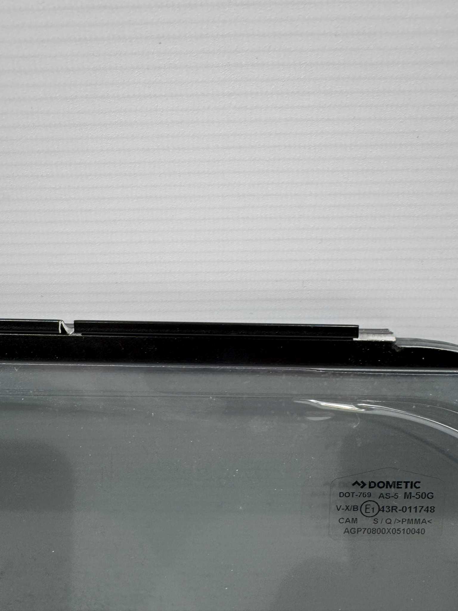 Dometic Ausstellscheibe für S7 800x510mm – Bild 8