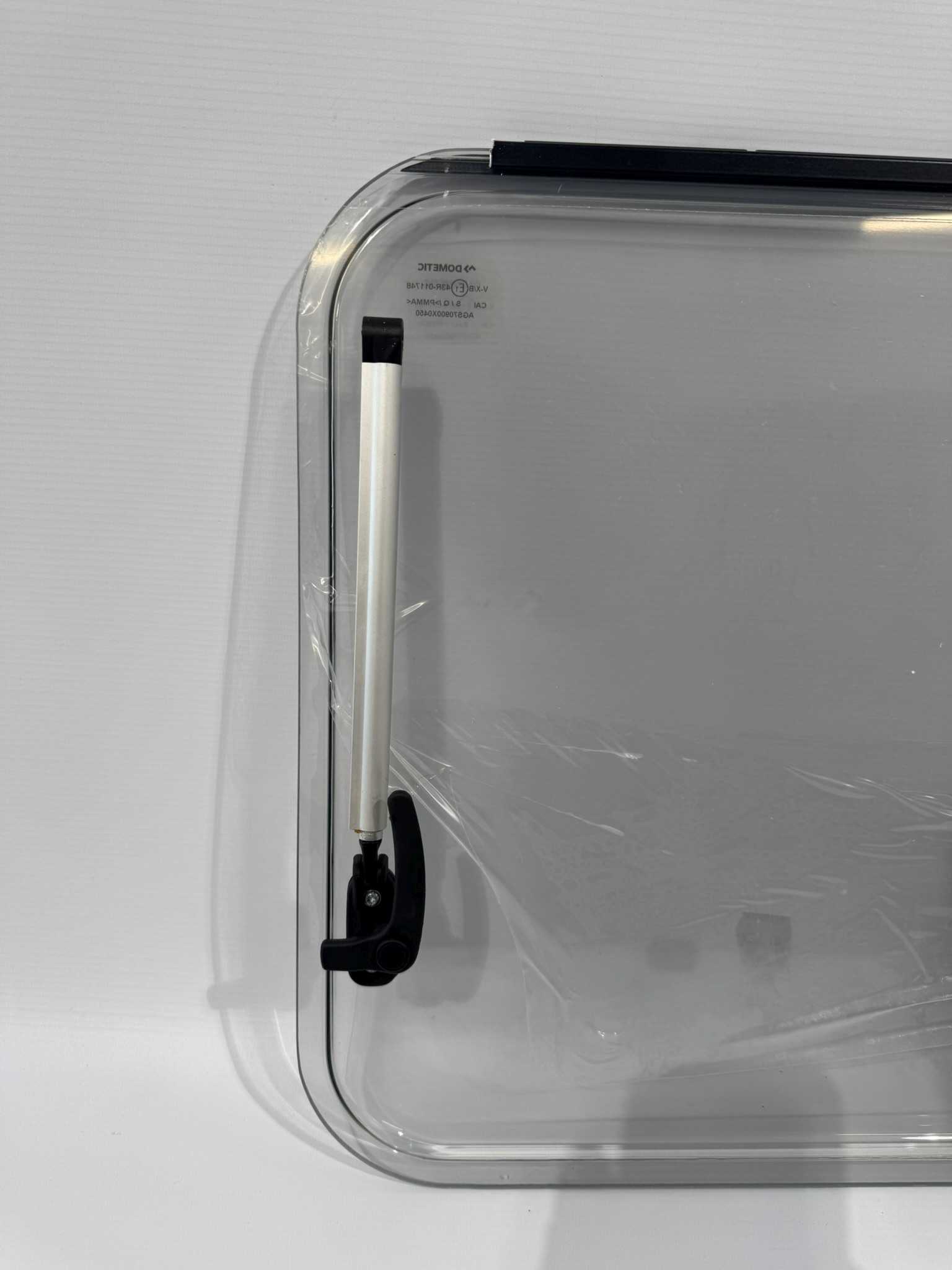 Dometic Ausstellscheibe für S7 900x450mm – Bild 5
