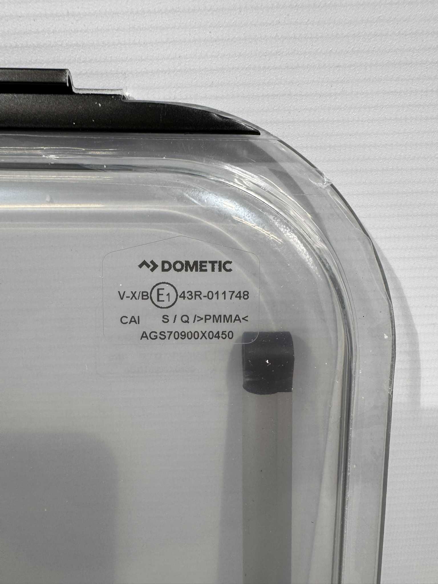 Dometic Ausstellscheibe für S7 900x450mm – Bild 2