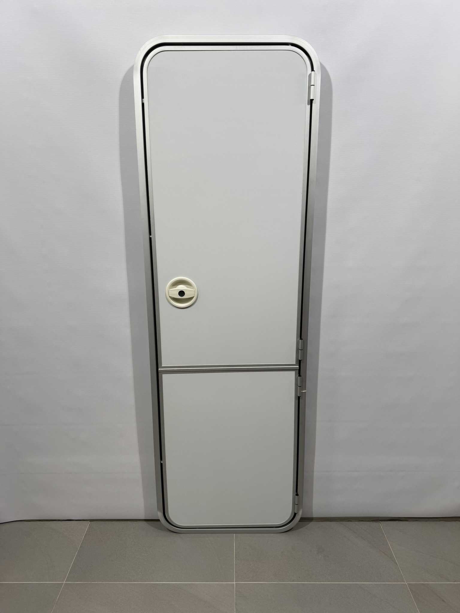 Hymer Aufbautür 1750x545mm weiß 2-teilig – Bild 2