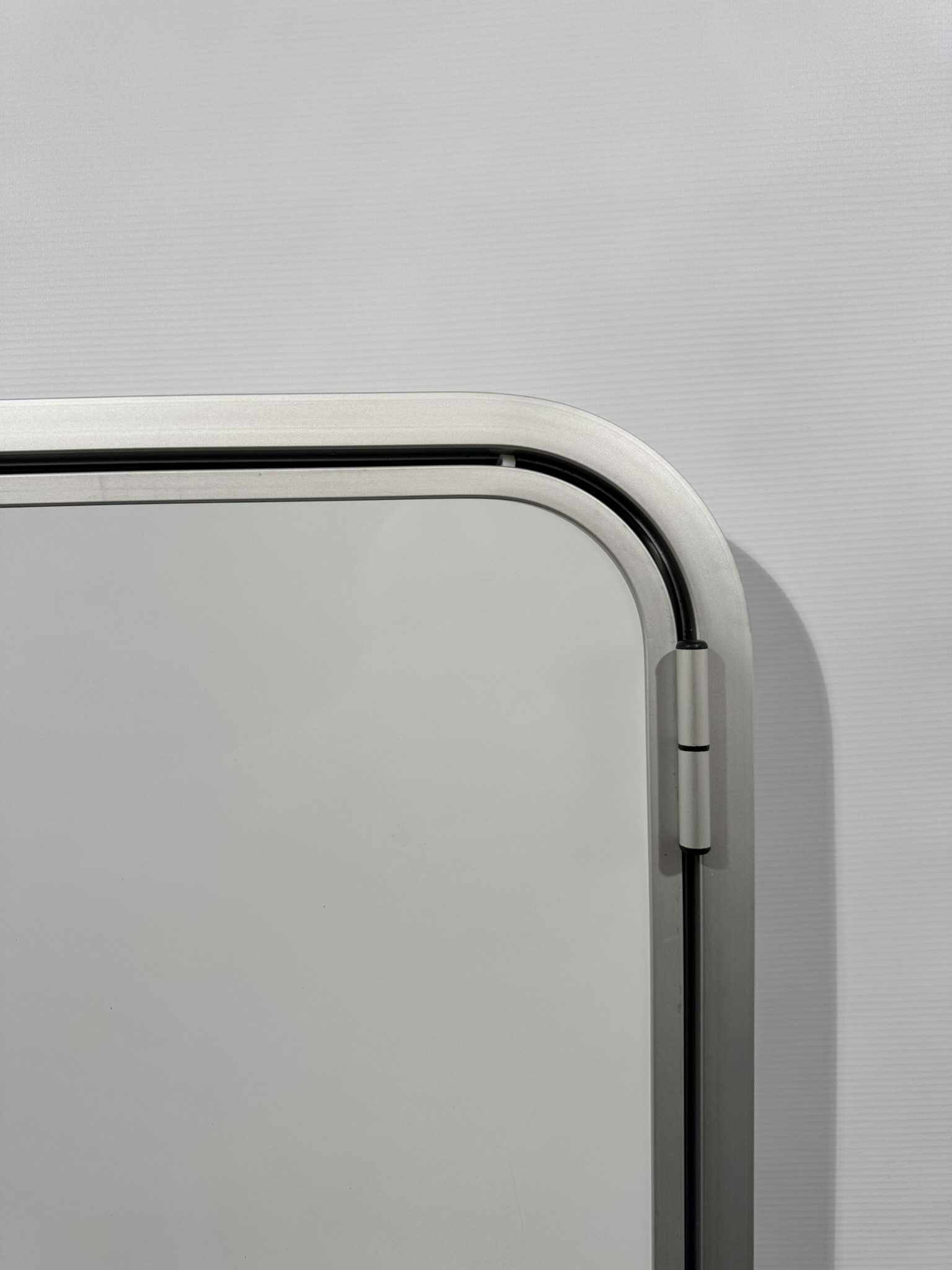 Hymer Aufbautür 1750x545mm weiß 2-teilig – Bild 3