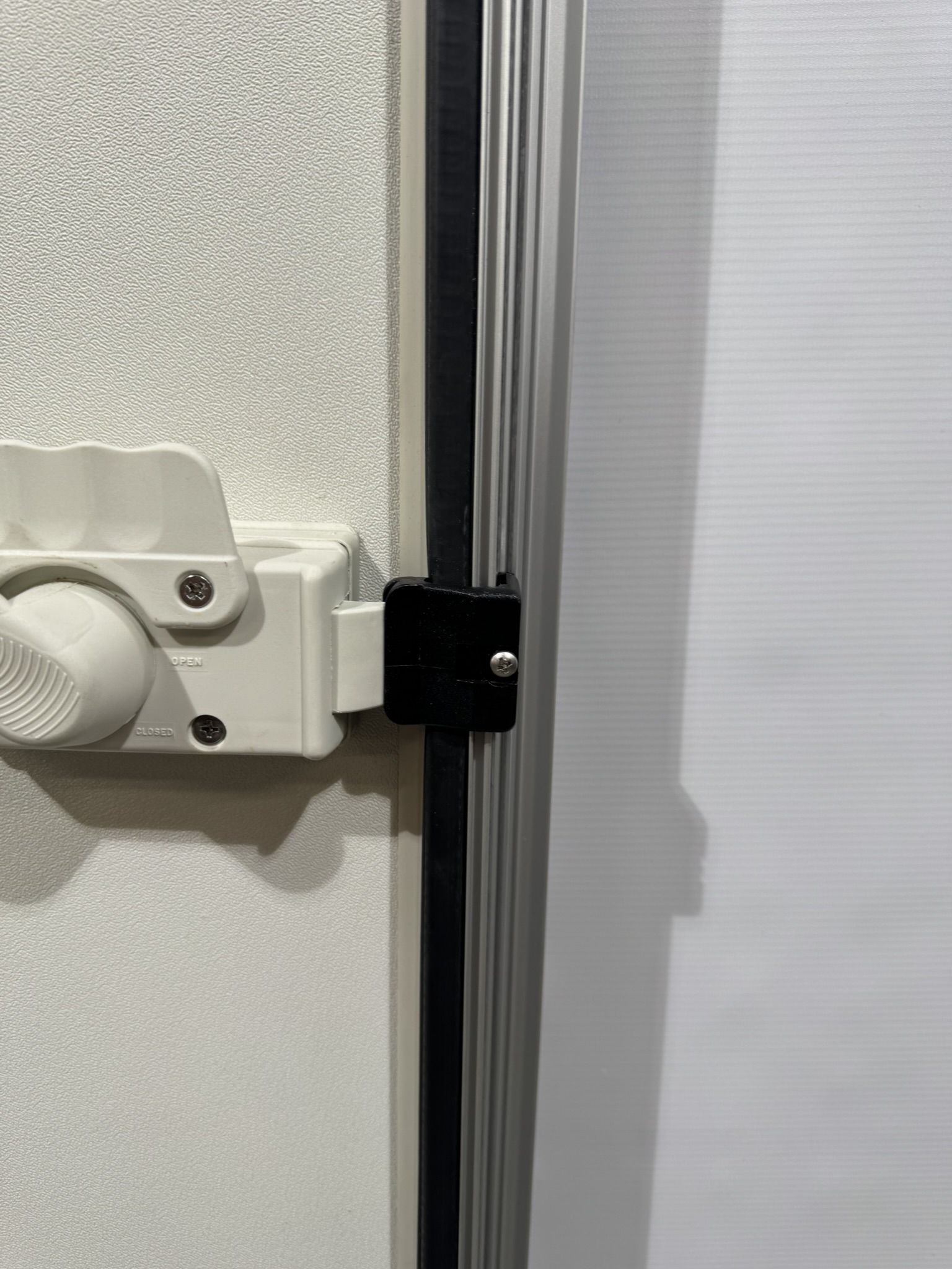 Hymer Aufbautür weiß 1750x545mm – Bild 9
