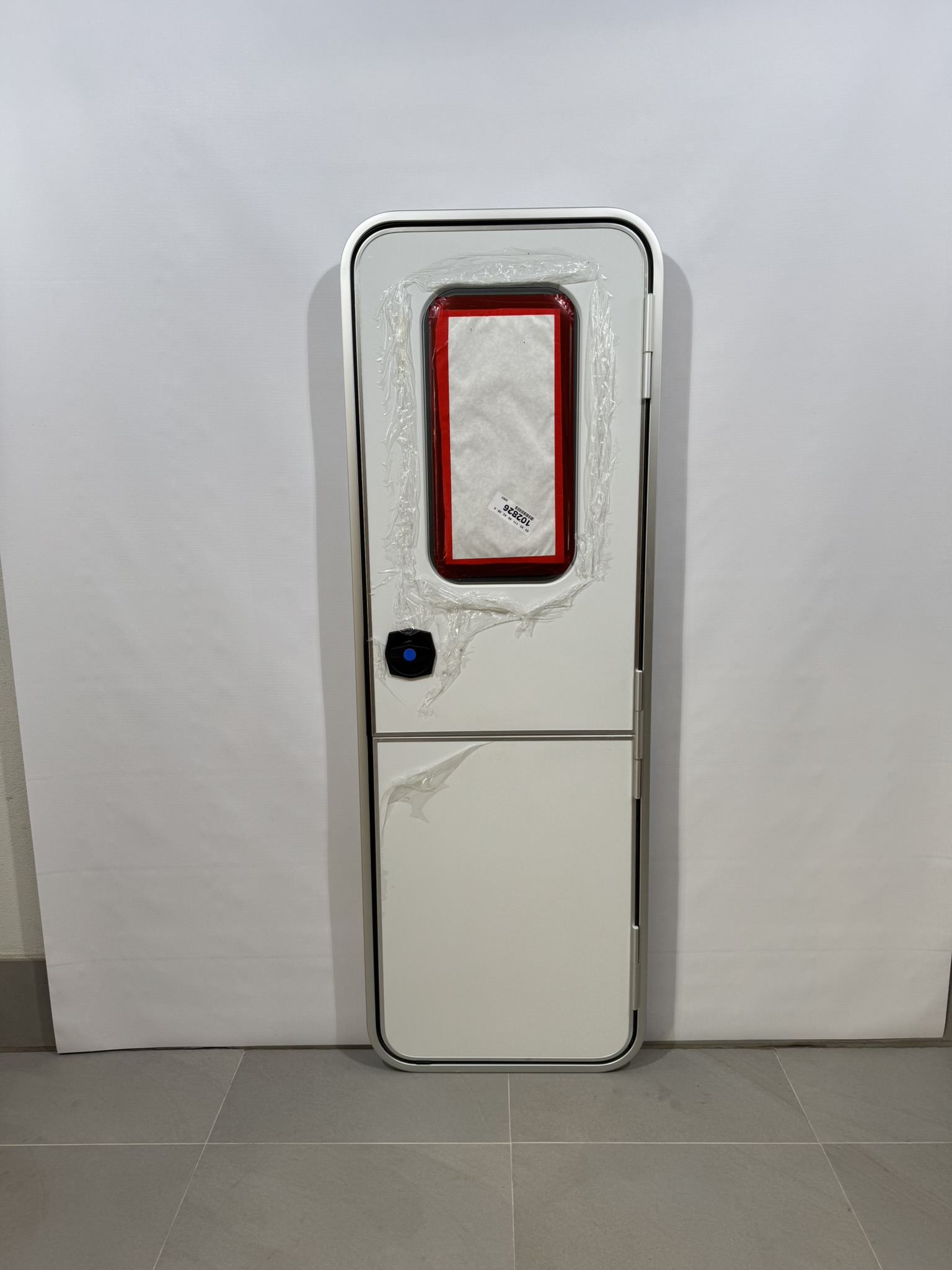 Hymer Aufbautür 2-teilig mit Fenster 1740x580mm – Bild 2
