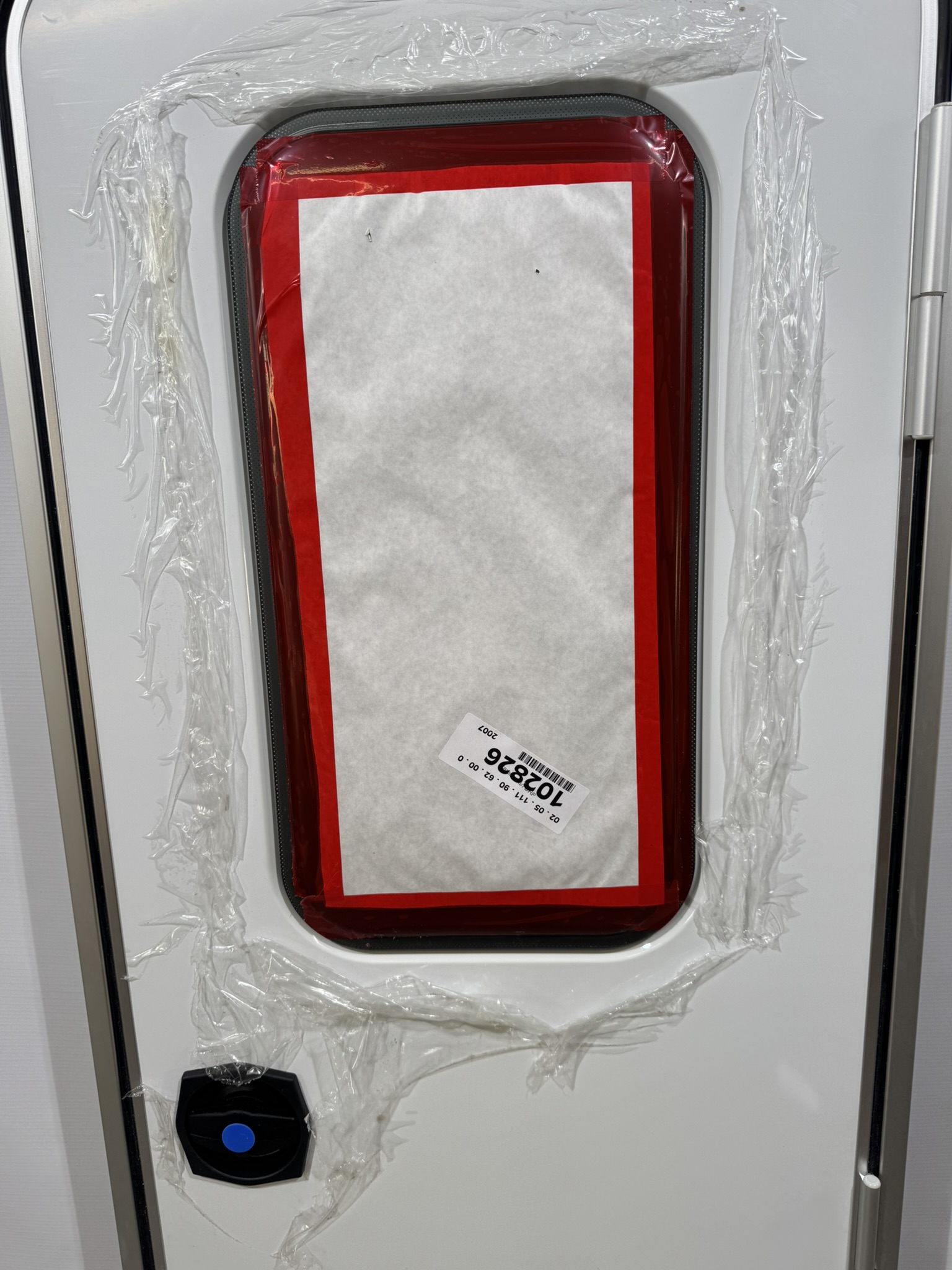 Hymer Aufbautür 2-teilig mit Fenster 1740x580mm – Bild 4