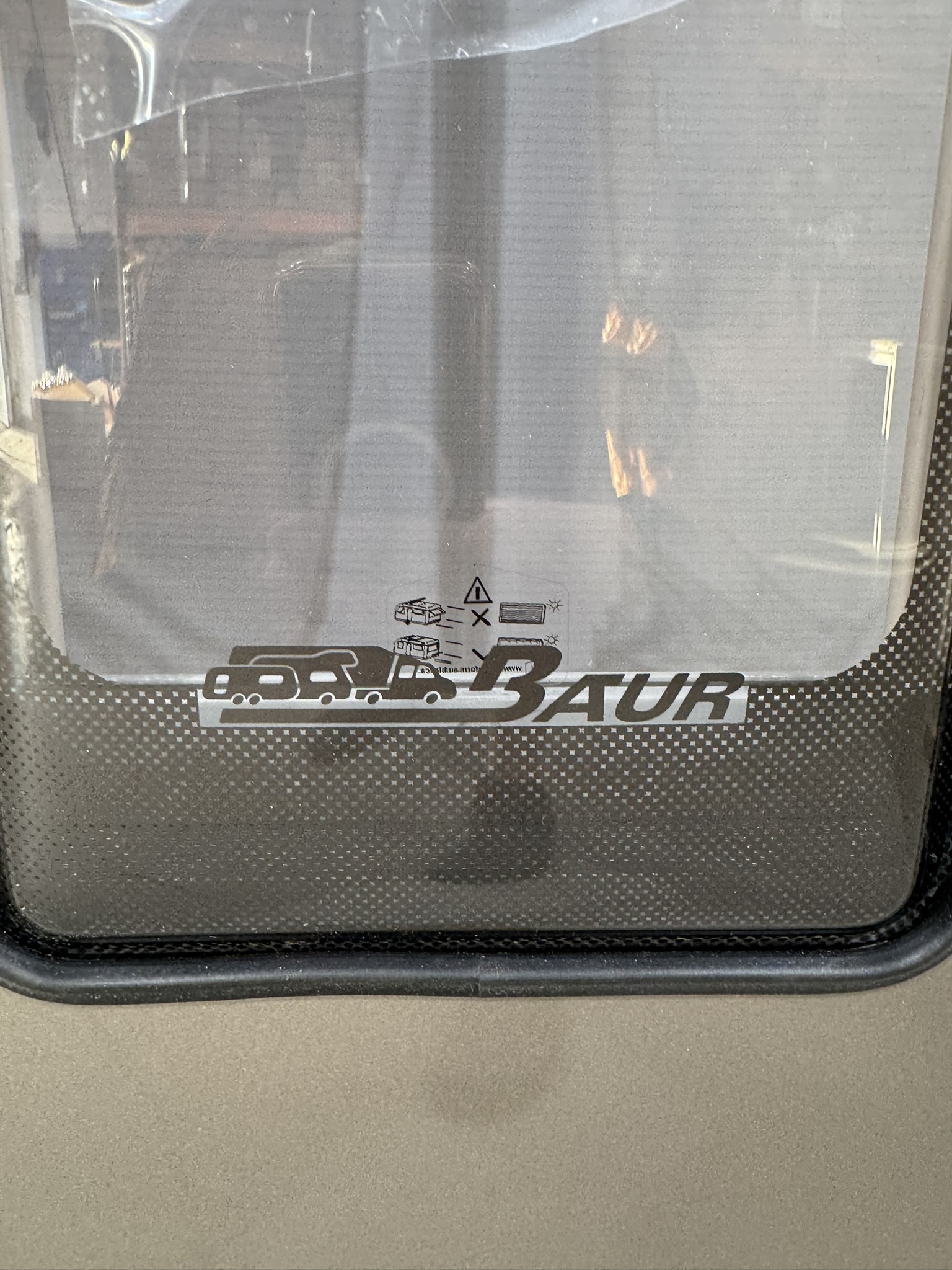 Hymer Aufbautür grau mit Fenster 1731x545mm – Bild 17
