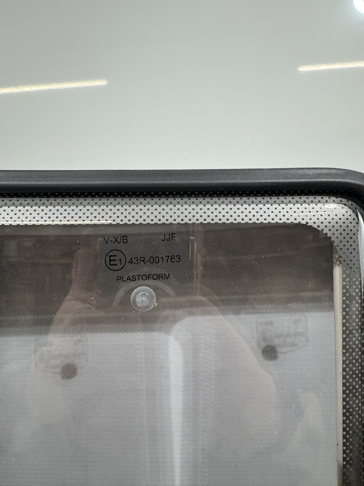 Hymer Aufbautür mit Fenster weiß 1920x700mm – Bild 5