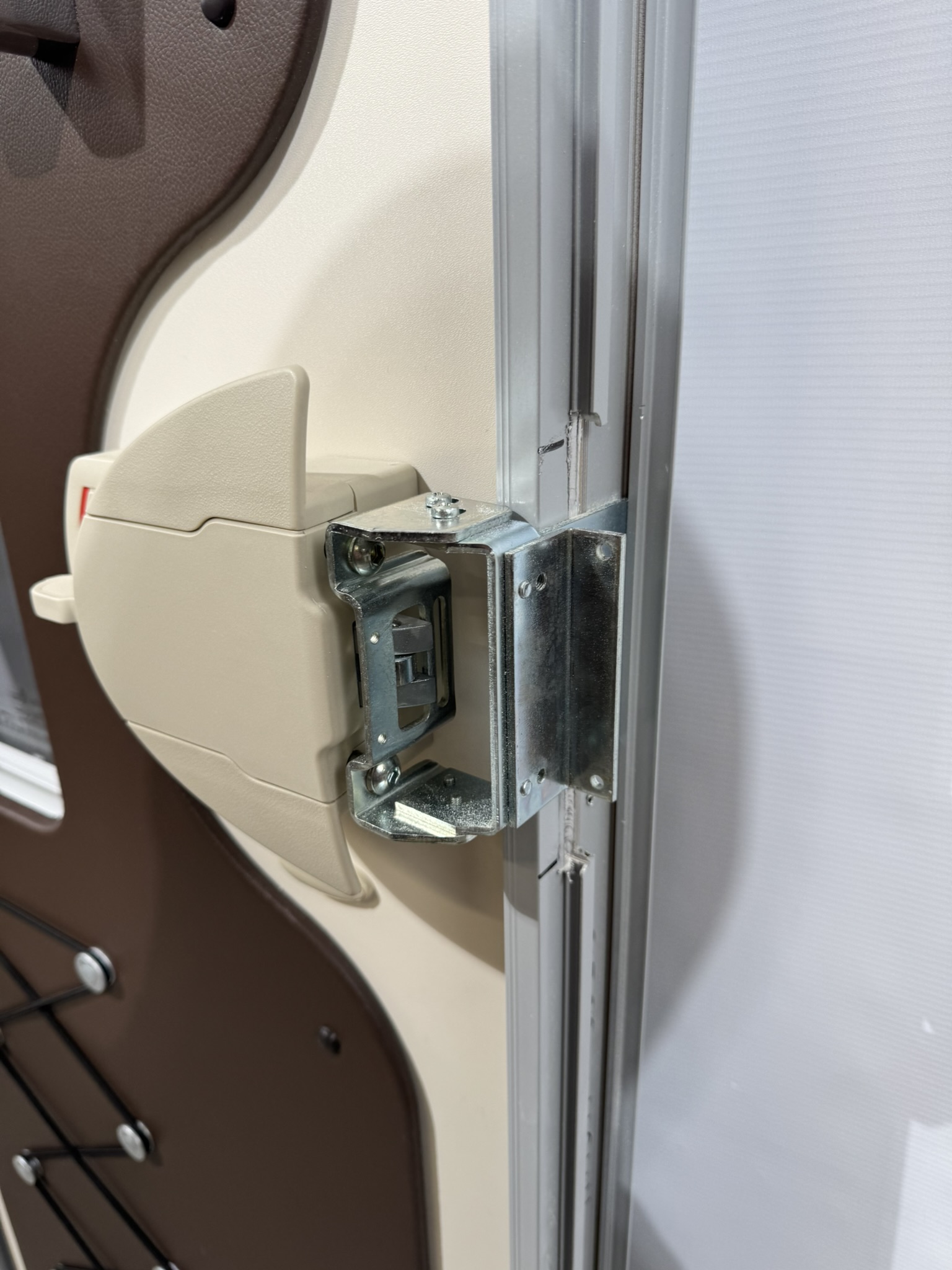 Hymer Aufbautür mit Fenster weiß 1920x600mm – Bild 12