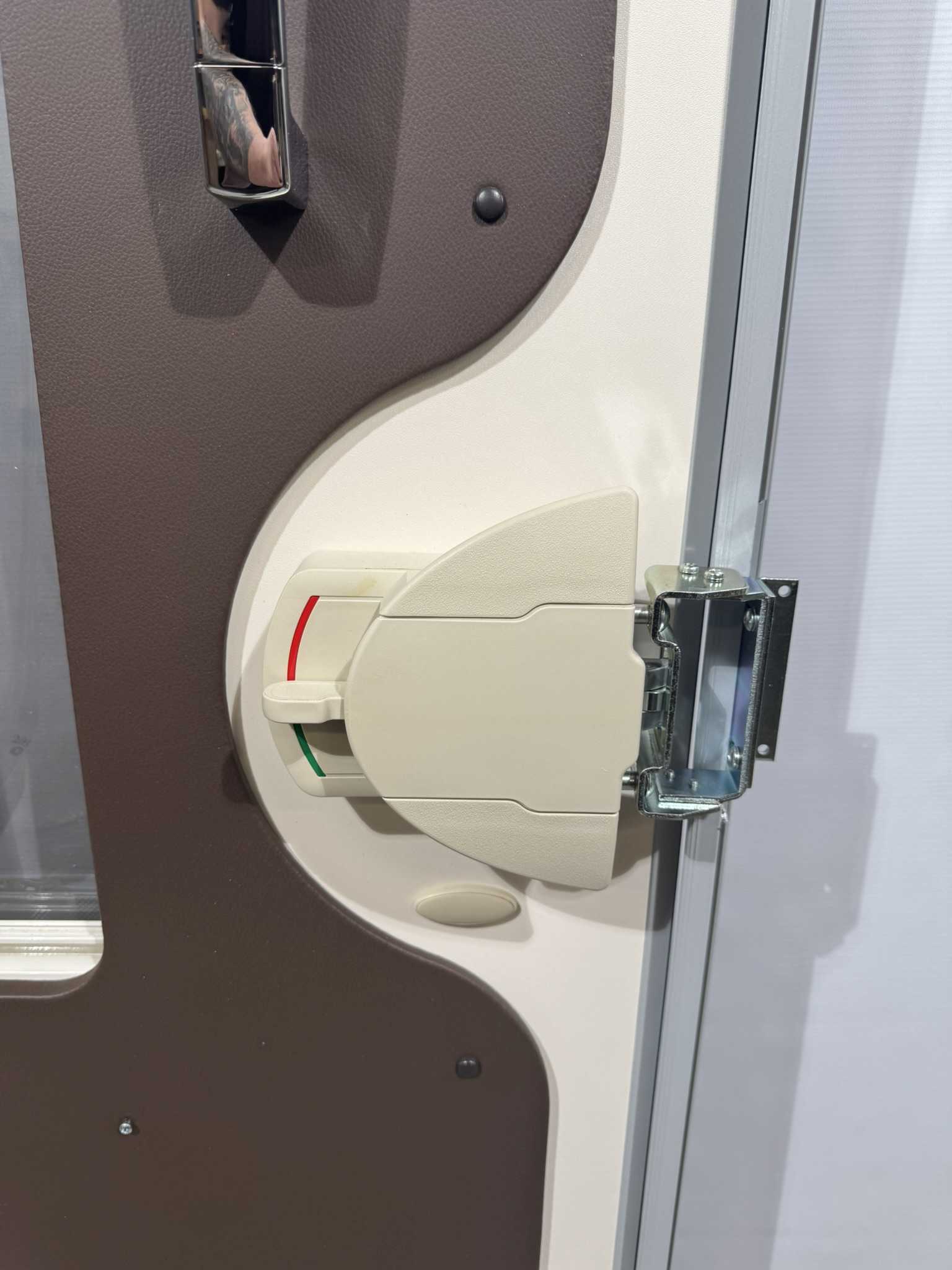 Hymer Aufbautür grau mit Fenster 1920x600mm – Bild 8
