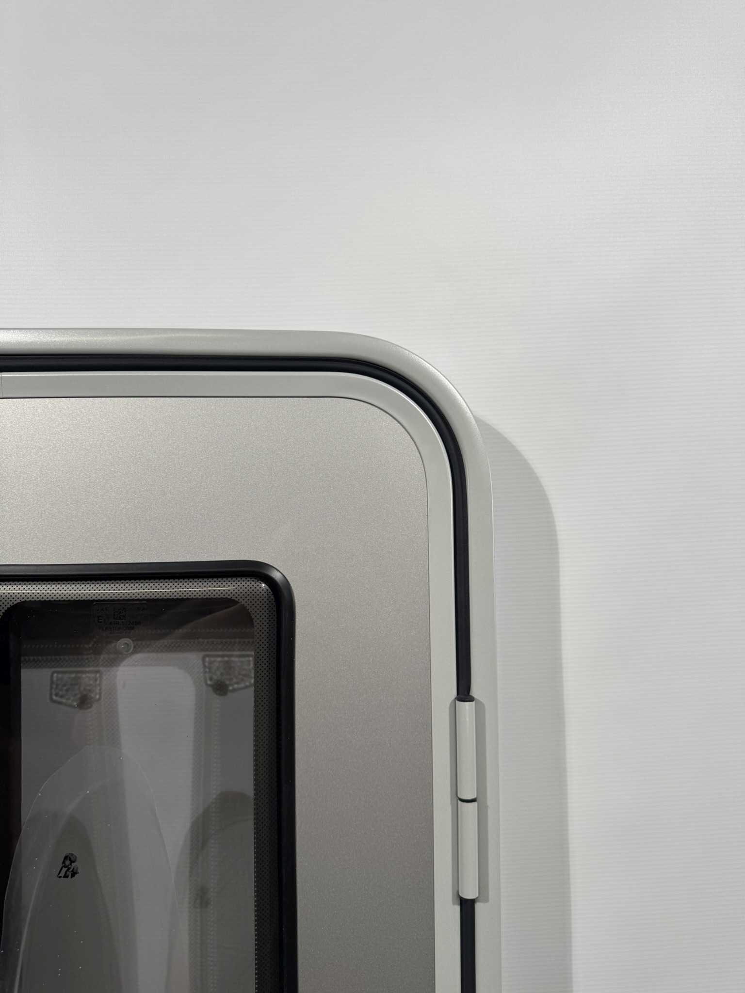 Hymer Aufbautür grau mit Fenster 1920x600mm – Bild 5