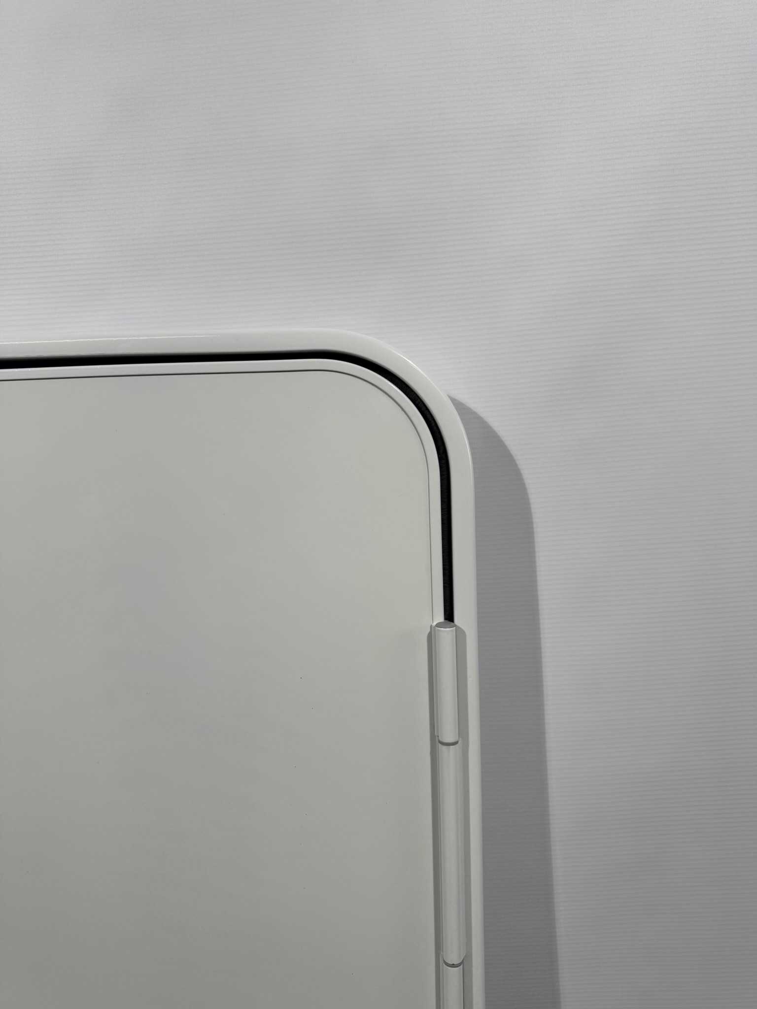 Hymer Aufbautür weiß glatt 1731x600mm – Bild 4