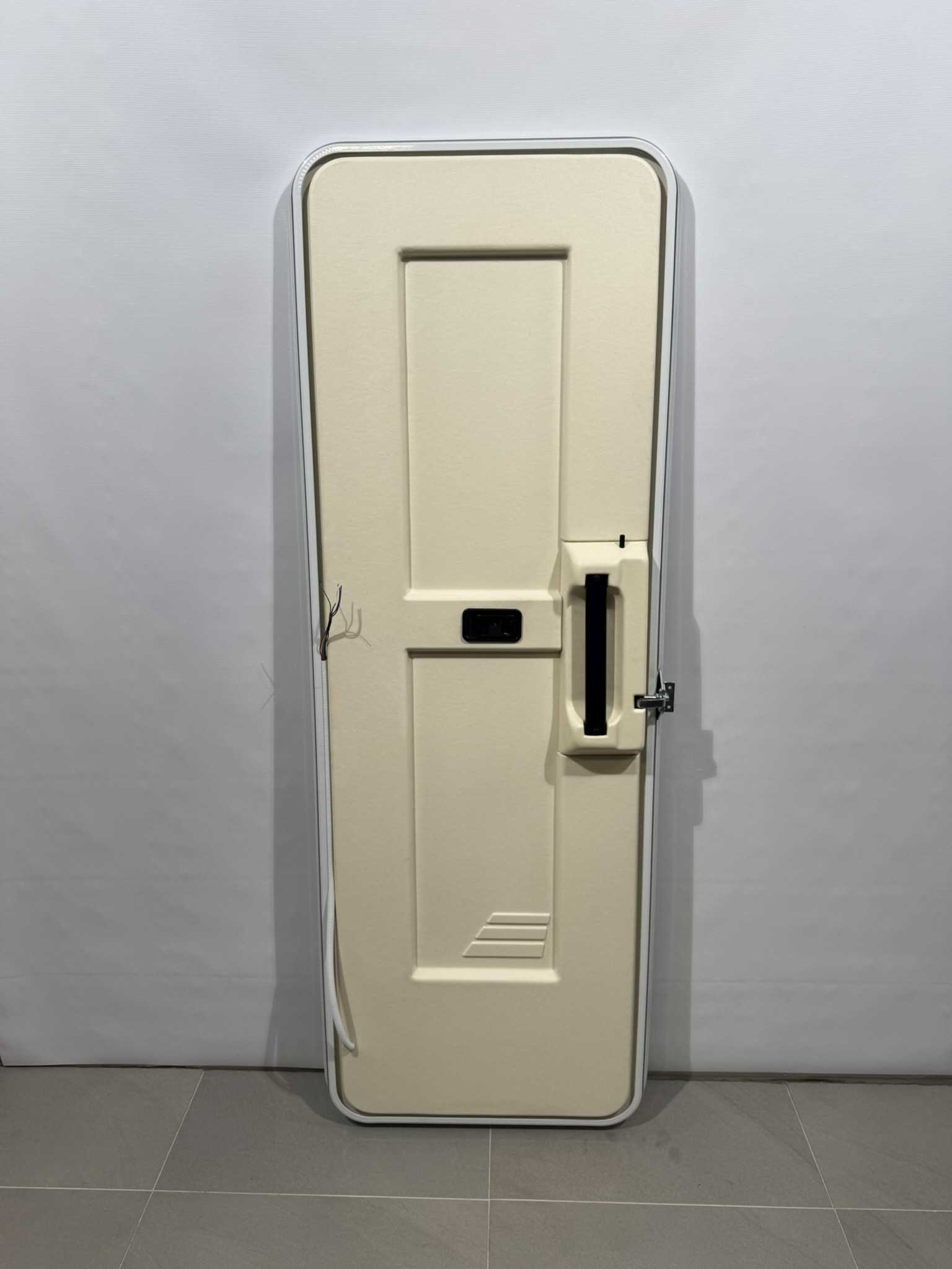 Hymer Aufbautür weiß glatt 1731x600mm – Bild 5
