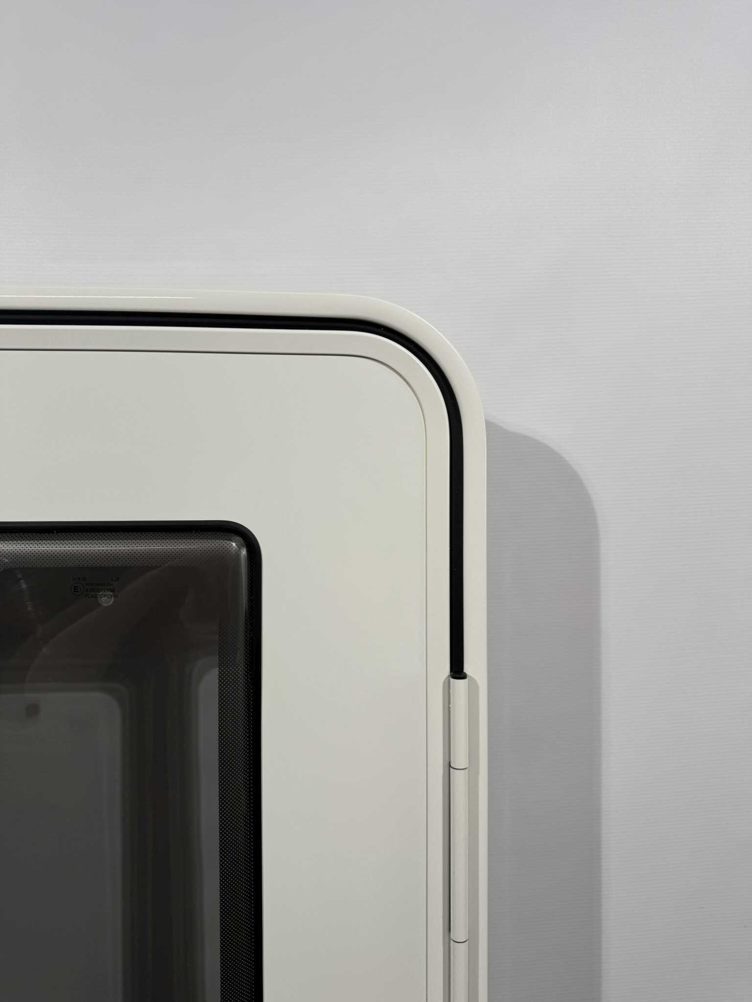 Hymer Aufbautür weiß mit Fenster 1920 x 700mm – Bild 3