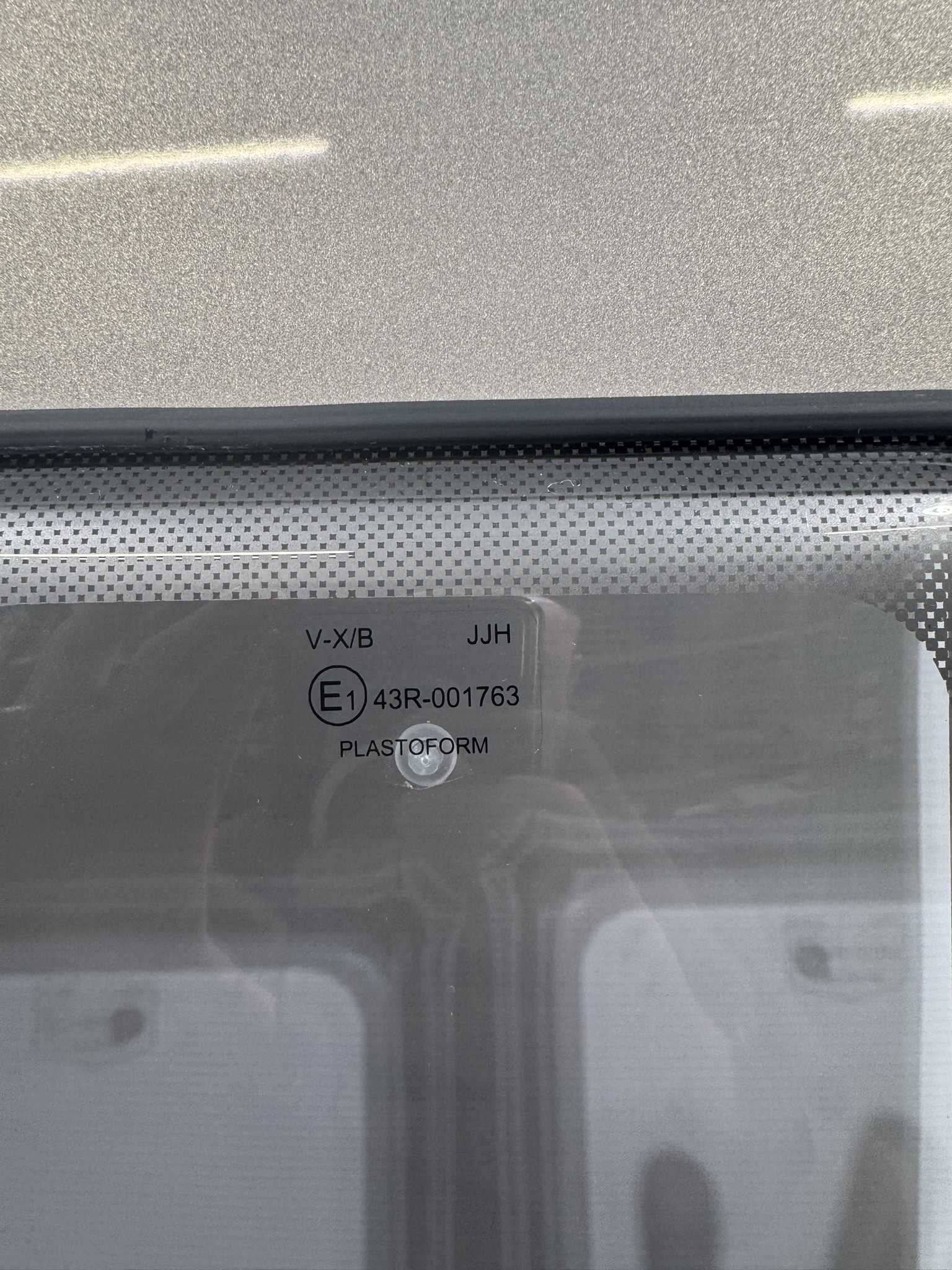 Hymer Aufbautür Wohnmobil mit Fenster 1920x600mm – Bild 3