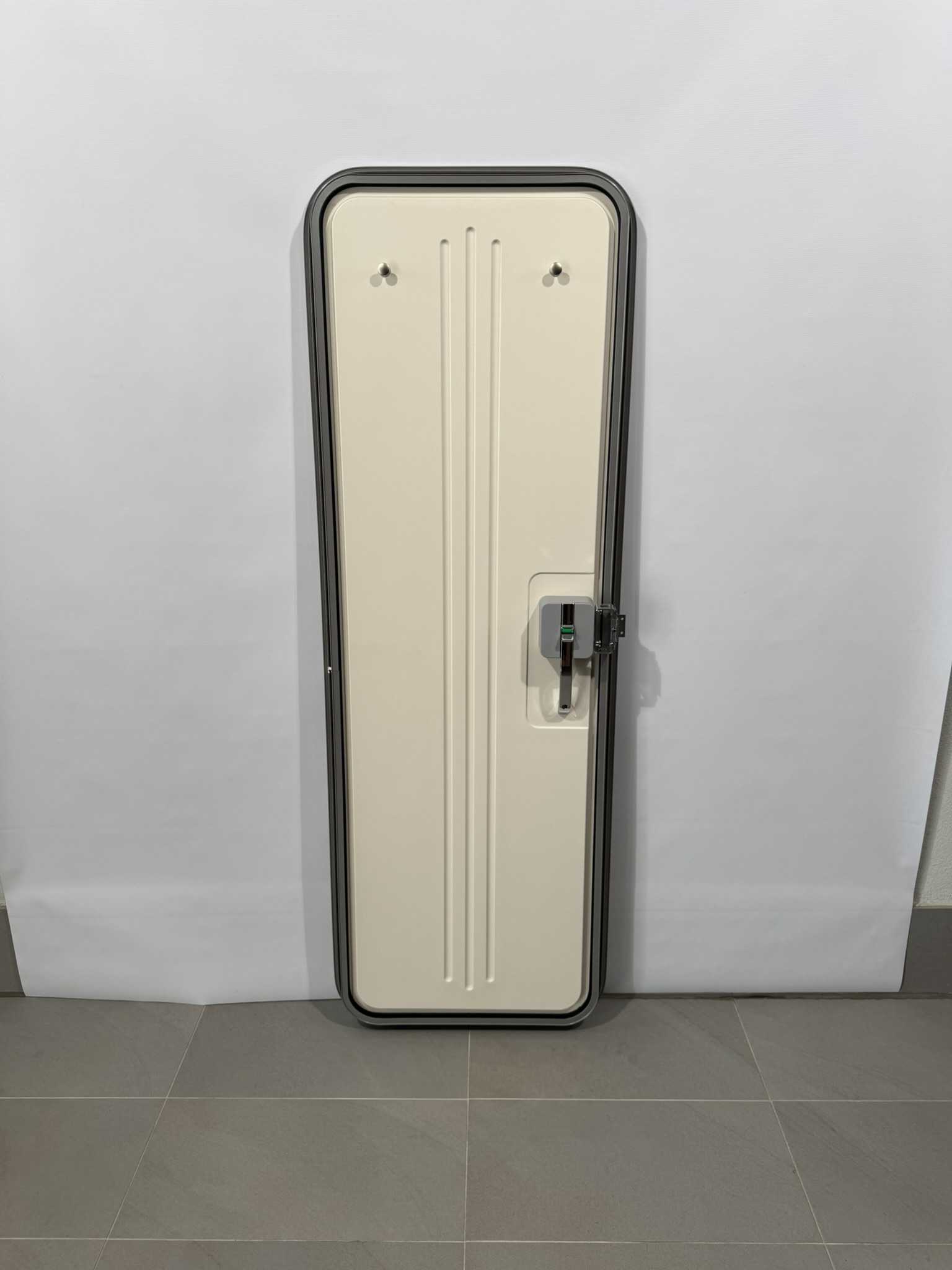 Hymer Aufbautür champagner 1700x570mm – Bild 5