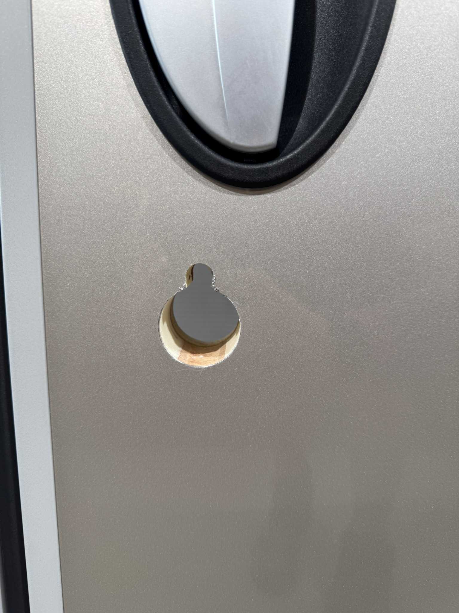 Hymer Aufbautür Wohnmobil grau / silber 1920x600mm – Bild 9