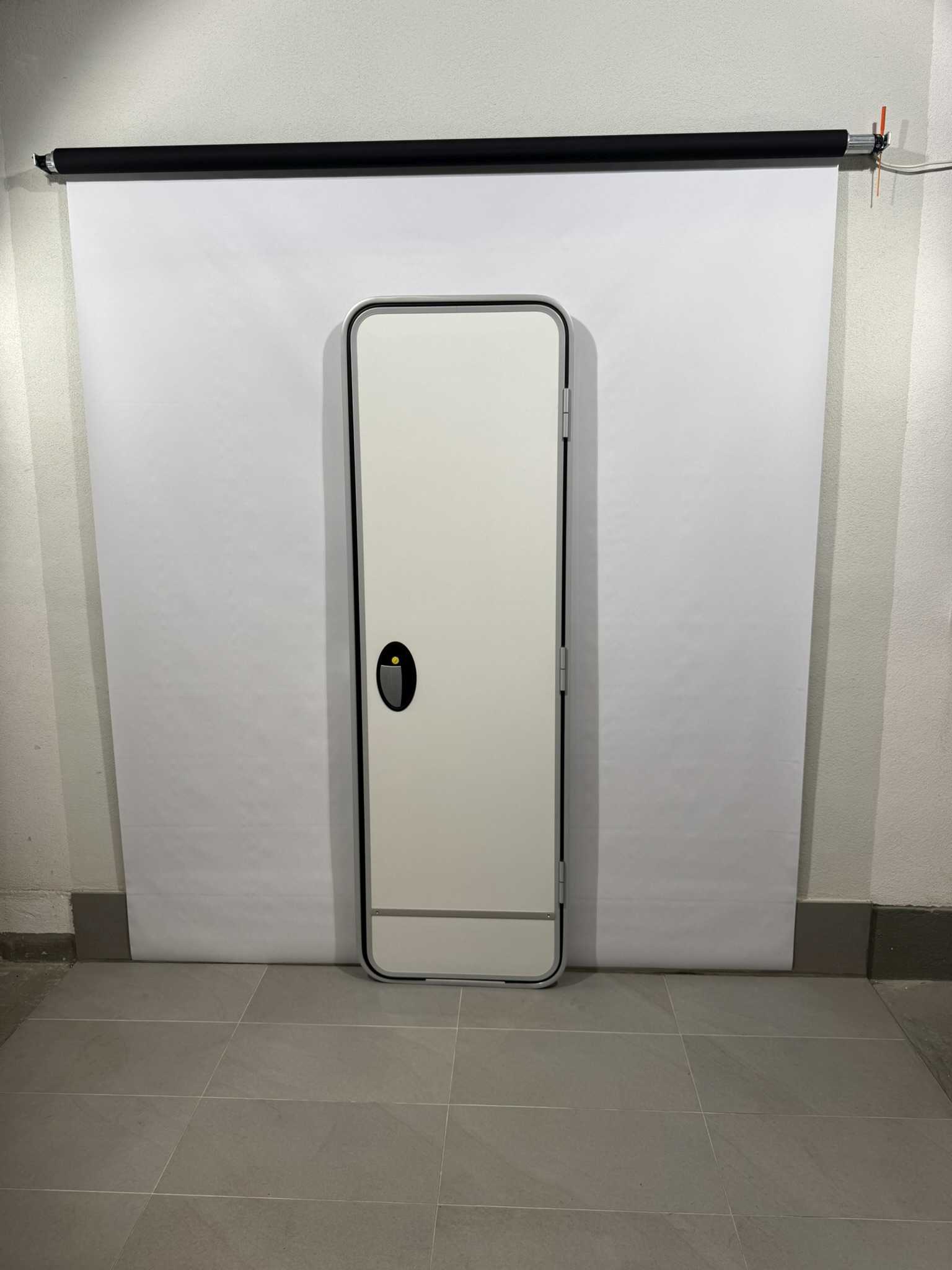 Hymer Aufbautür Wohnmobil weiß 1920x600mm