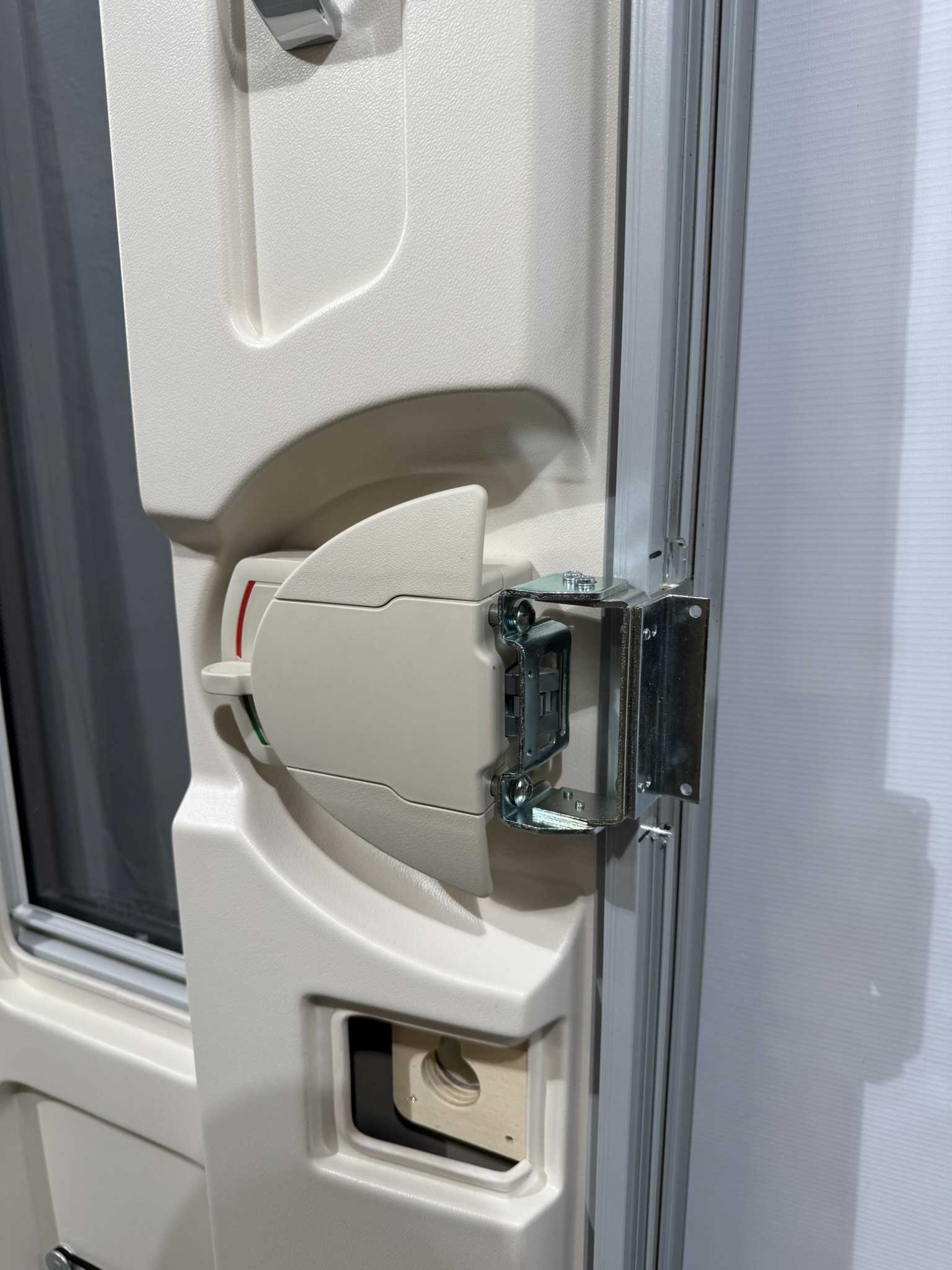 Hymer Aufbautür grau/silber mit Fenster 1731x545mm – Bild 14
