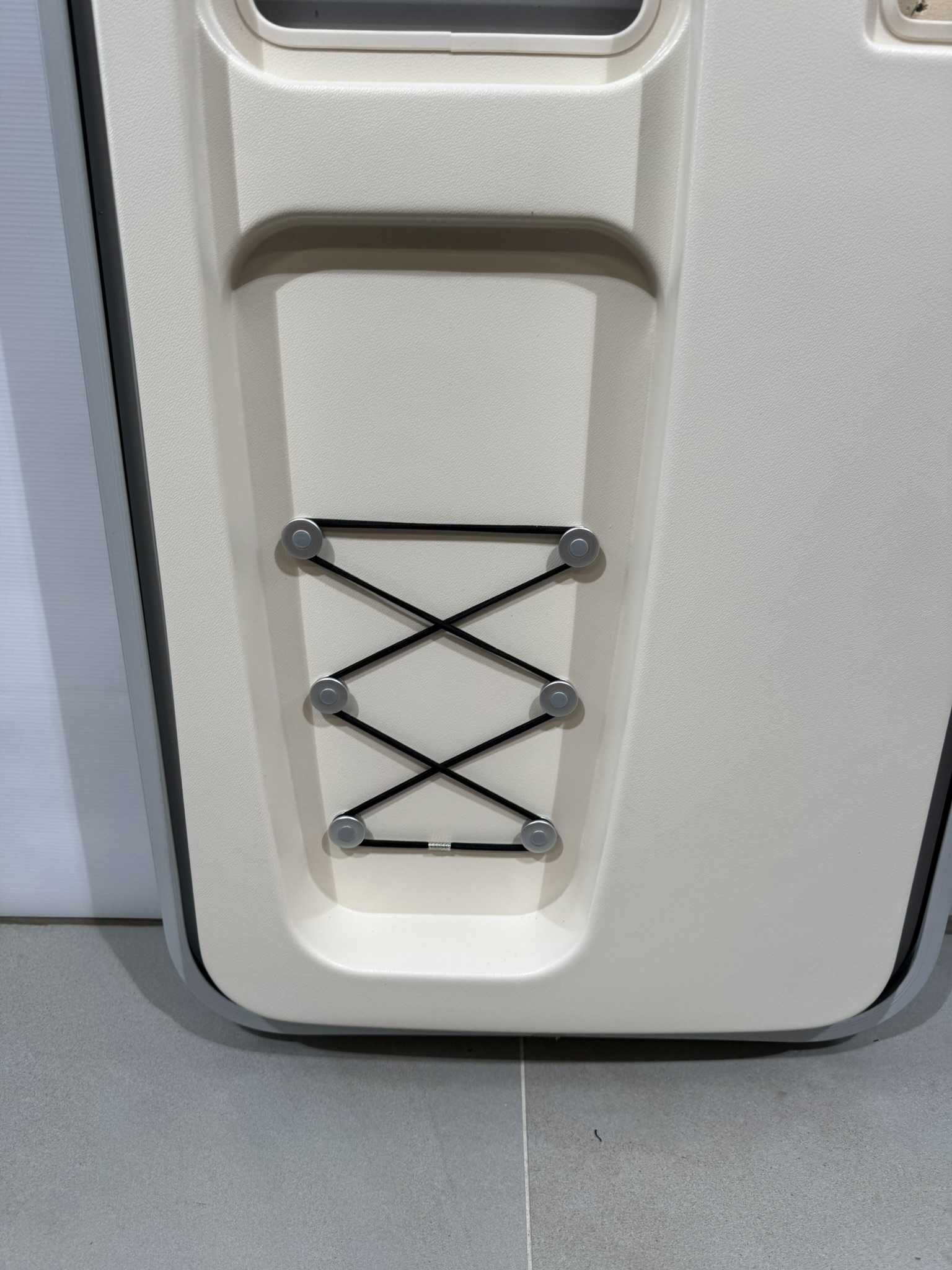 Hymer Aufbautür grau/silber mit Fenster 1731x545mm – Bild 15