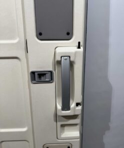 Hymer Aufbautür grau/silber mit Fliegengitter 1731x545mm – Bild 10