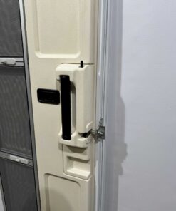 Hymer Aufbautür weiß 1731x600mm mit Fliegengitter – Bild 18