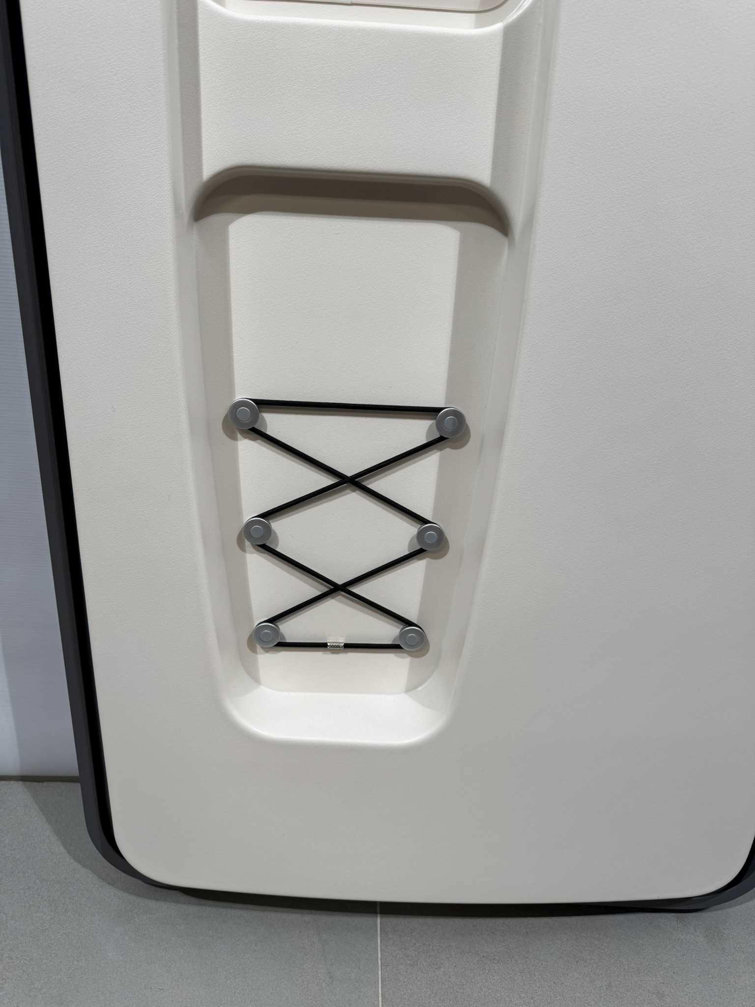 Hymer Aufbautür champagner 1920x700mm mit Fenster – Bild 12