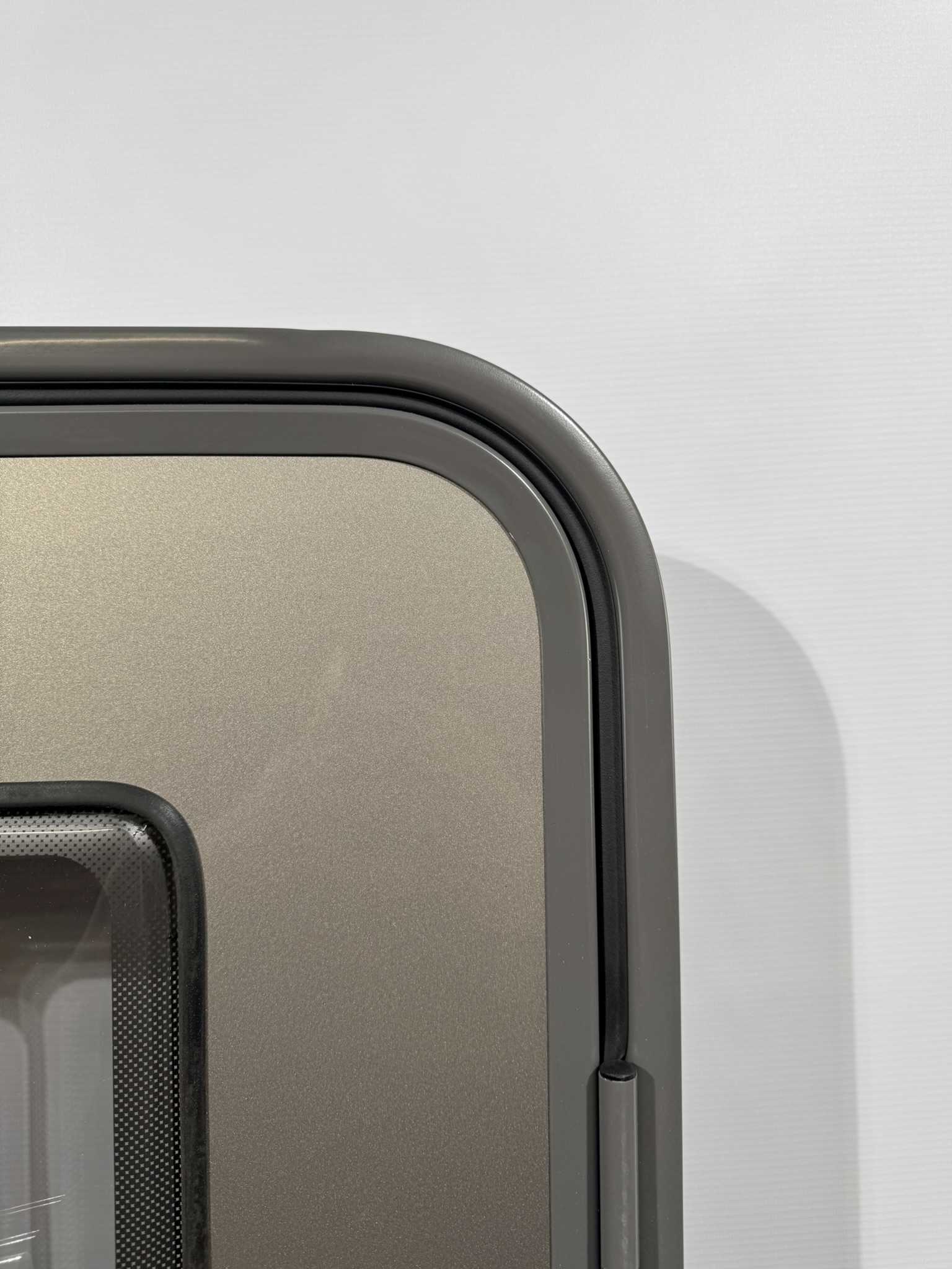 Hymer Aufbautür champagner 1920x700mm mit Fenster – Bild 4