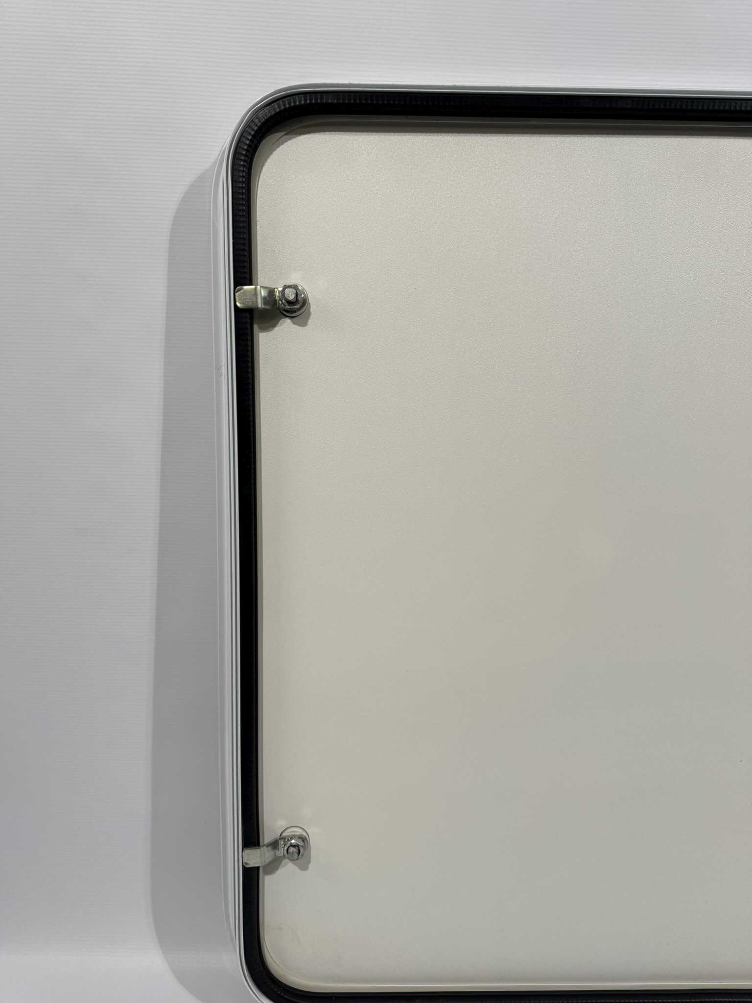Serviceklappe Wohnwagen / Wohnmobil 1100x850mm weiß – Bild 7