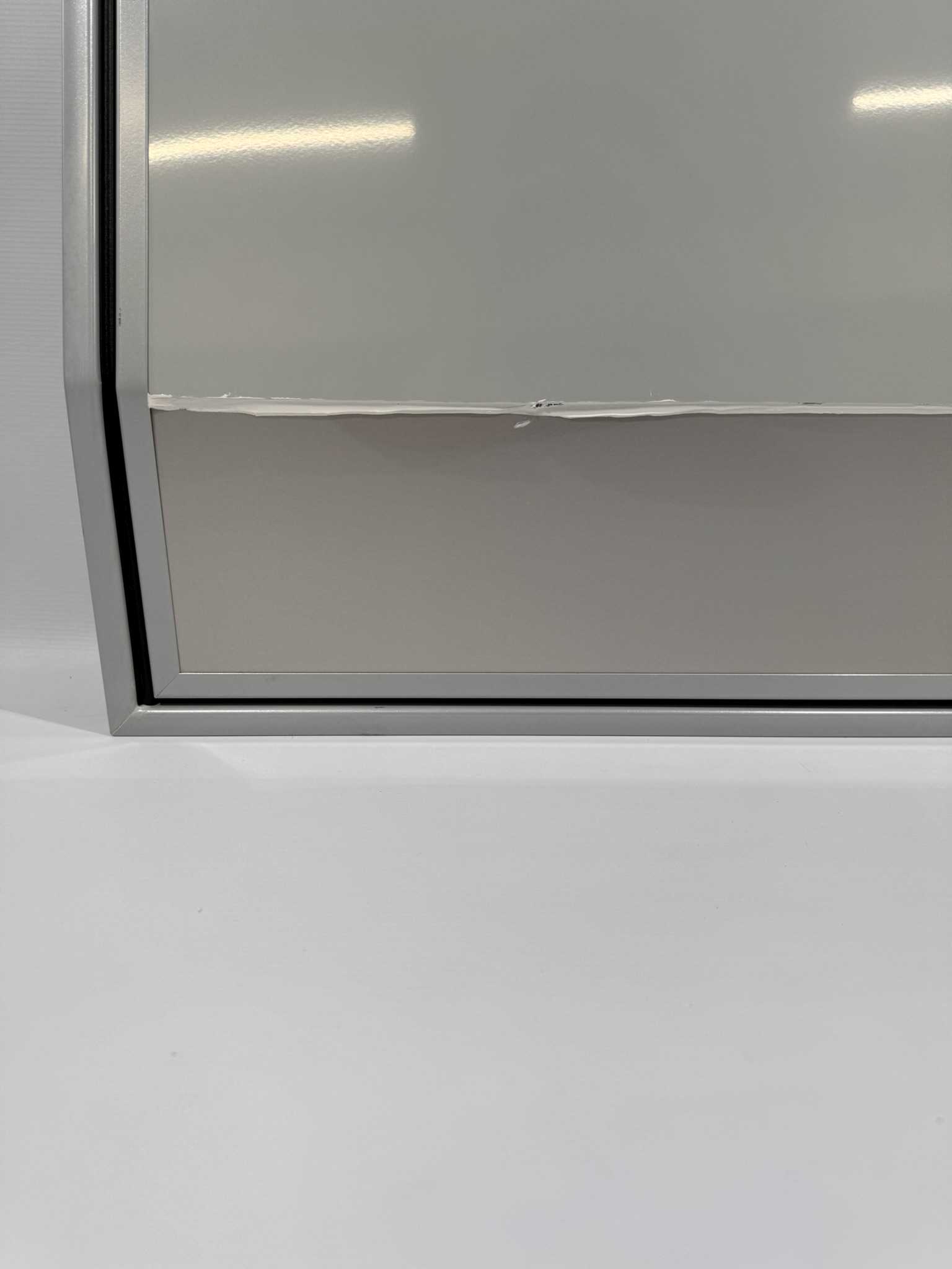 Serviceklappe / Stauraumklappe Wohnwagen / Wohnmobil 750x1090mm grau/silber – Bild 2