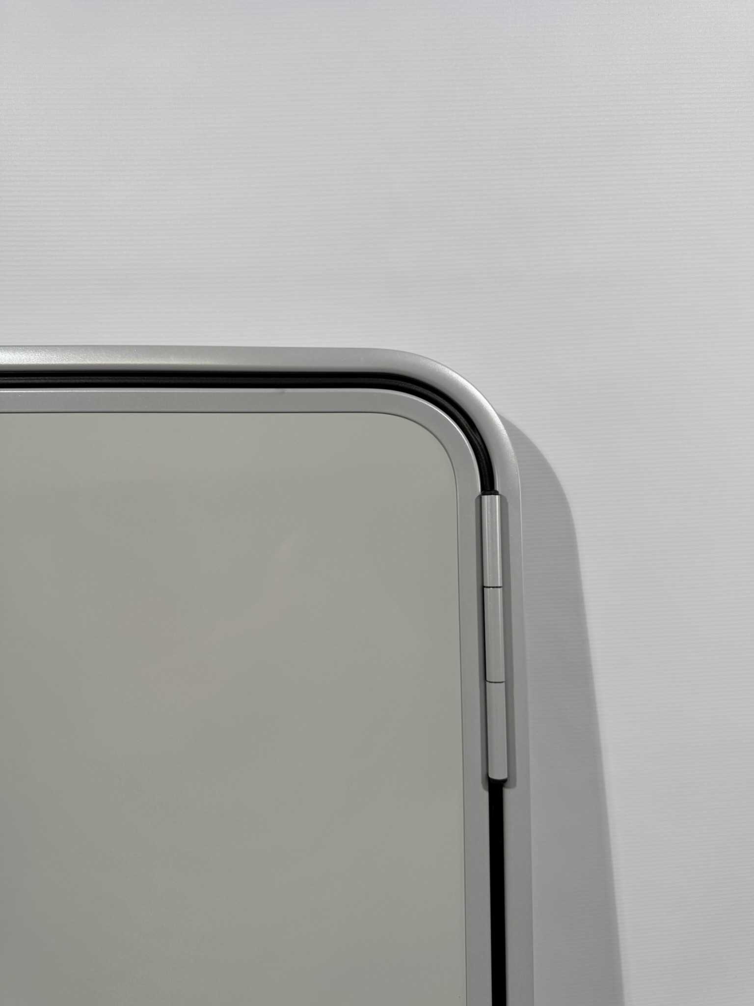 Serviceklappe / Stauraumklappe Wohnwagen / Wohnmobil 750x1090mm grau/silber – Bild 10
