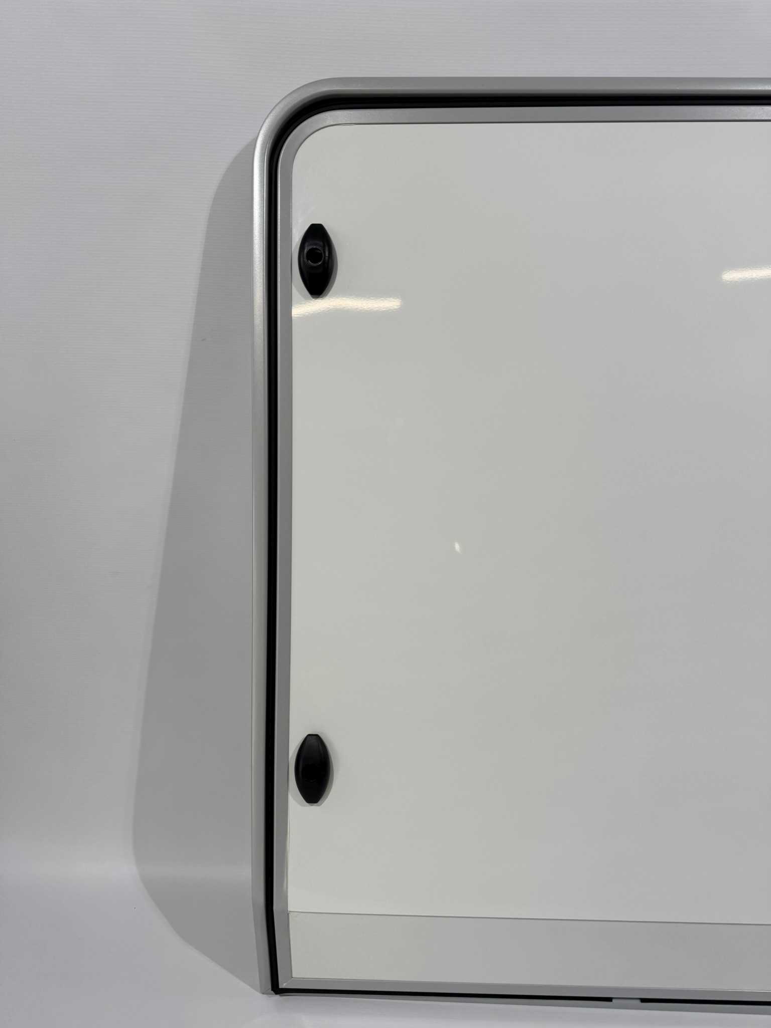 Serviceklappe / Stauraumklappe Wohnwagen / Wohnmobil 900x1073mm weiß/grau – Bild 4
