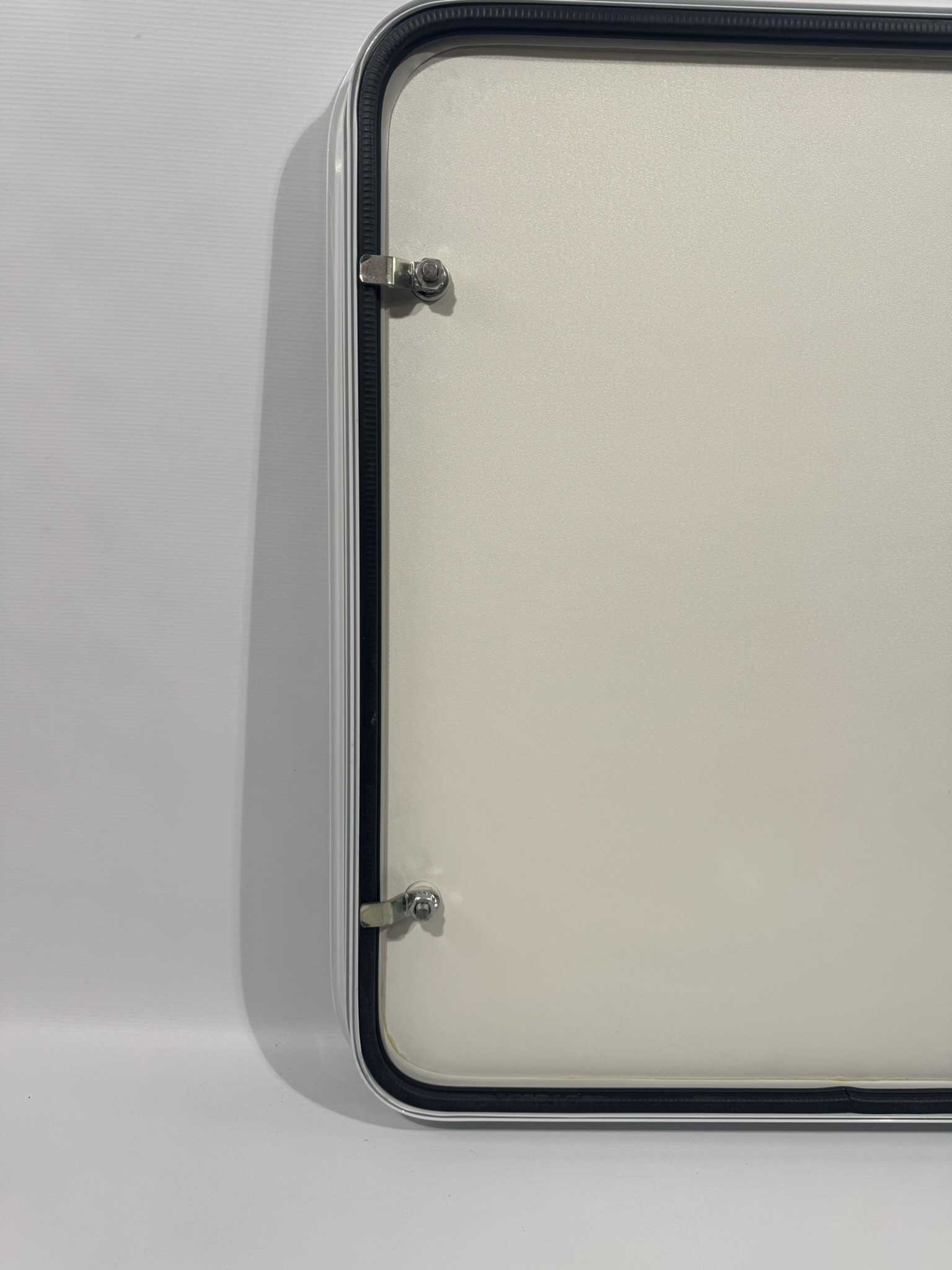 Serviceklappe / Stauraumklappe Wohnwagen / Wohnmobil 800x800mm weiß/silber – Bild 6