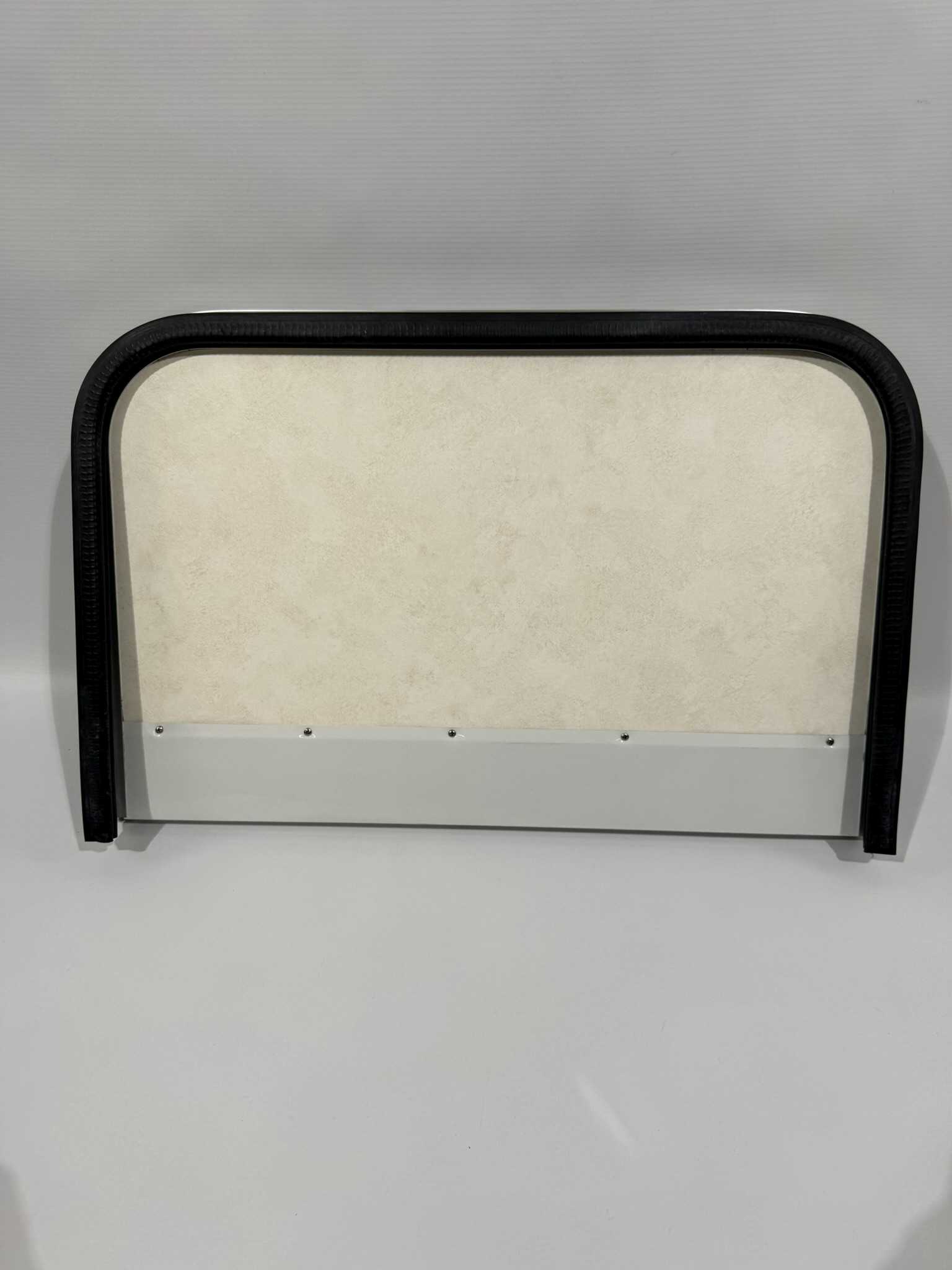 Serviceklappe / Stauraumklappe Wohnwagen / Wohnmobil 569x365mm weiß – Bild 5