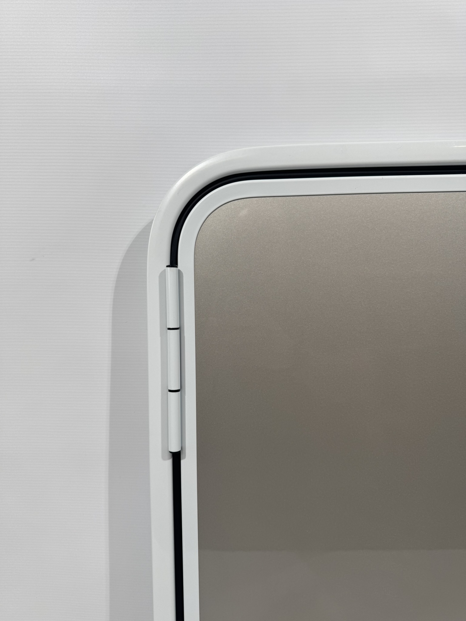 Serviceklappe / Stauraumklappe 800x850mm Wohnwagen / Wohnmobil silber/weiß – Bild 3
