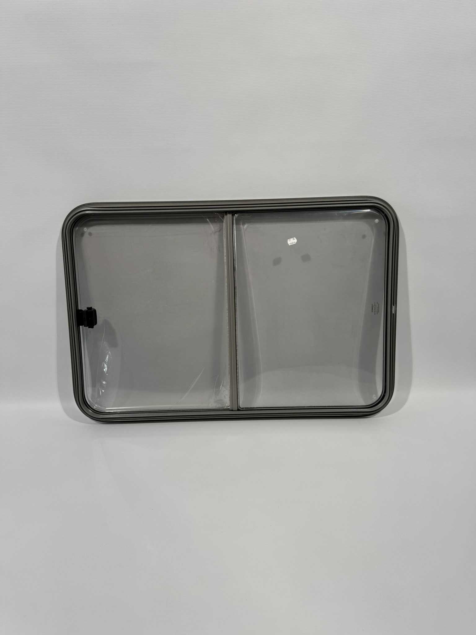 Dometic S7 Schiebefenster 900x600mm hellgrau – Bild 5