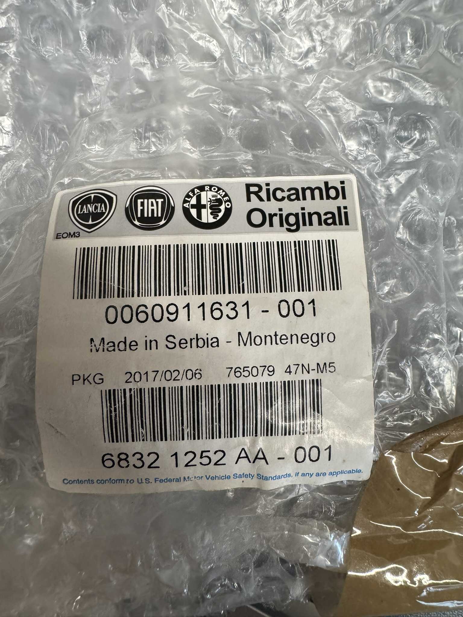 Original Fiat Sitzsockelverkleidung 60911631 – Bild 2