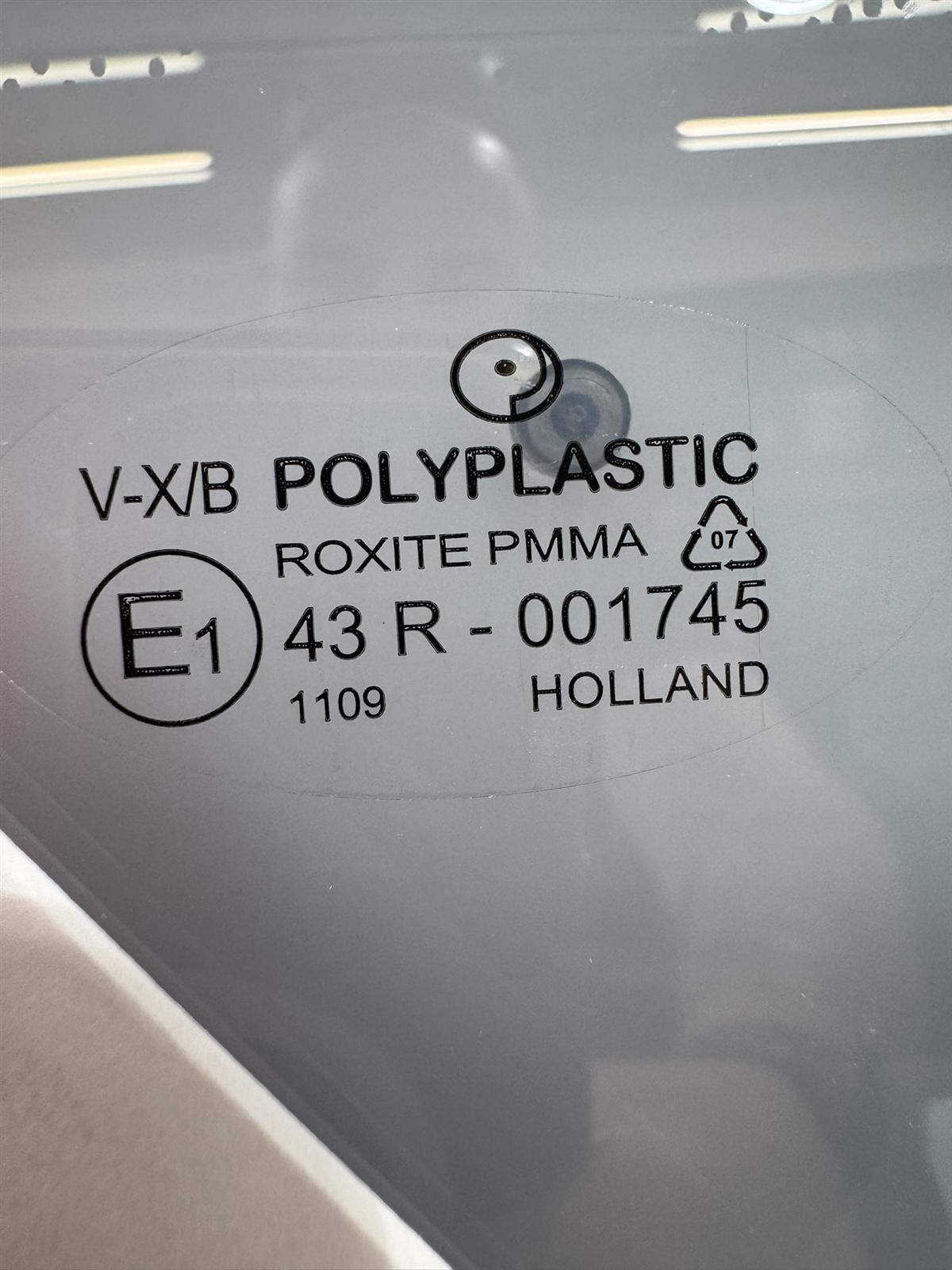 Polyplastic Ausstellscheibe 500x550mm – Bild 2