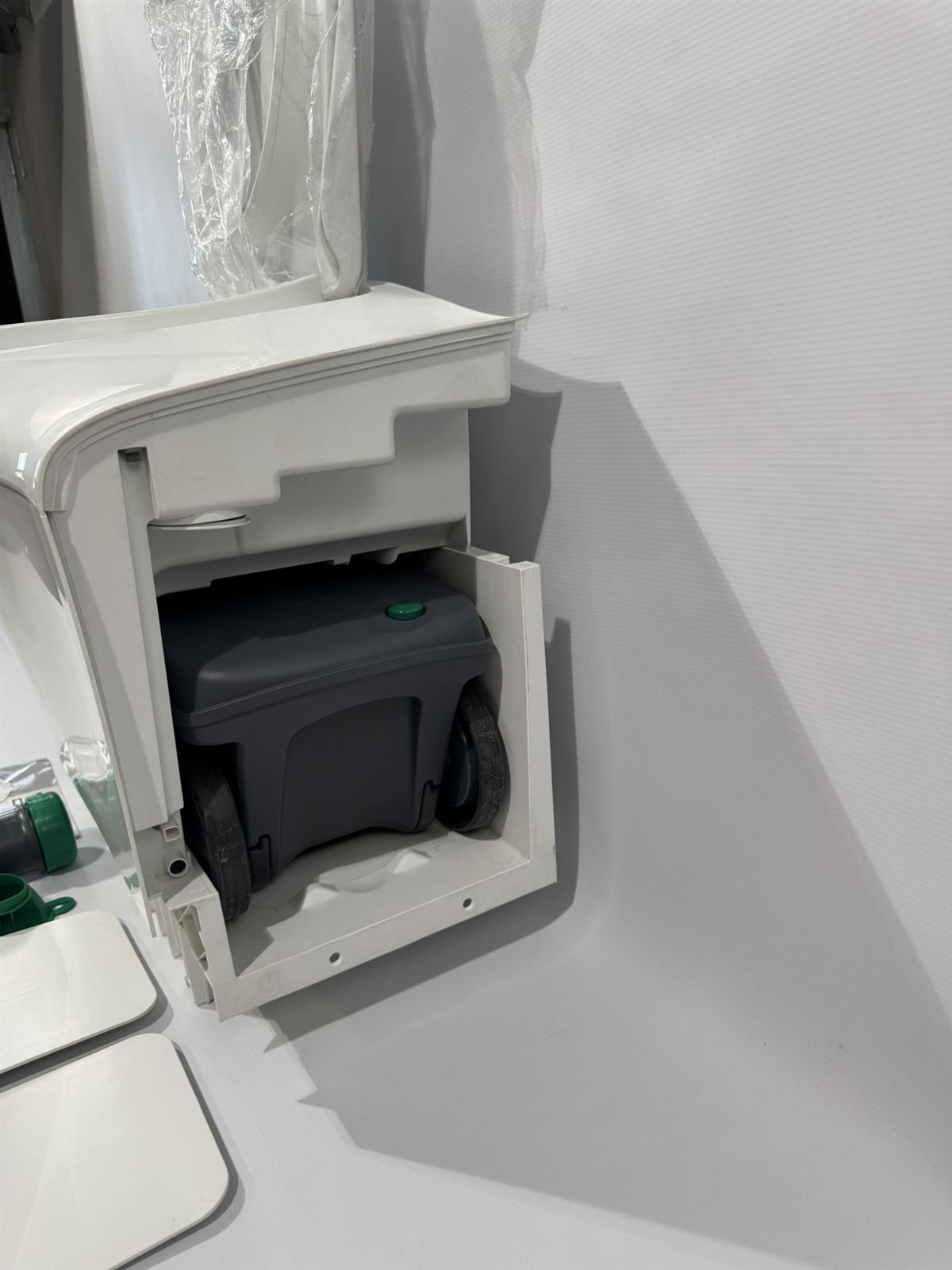 Thetford Chemietoilette C402C weiß – Bild 11
