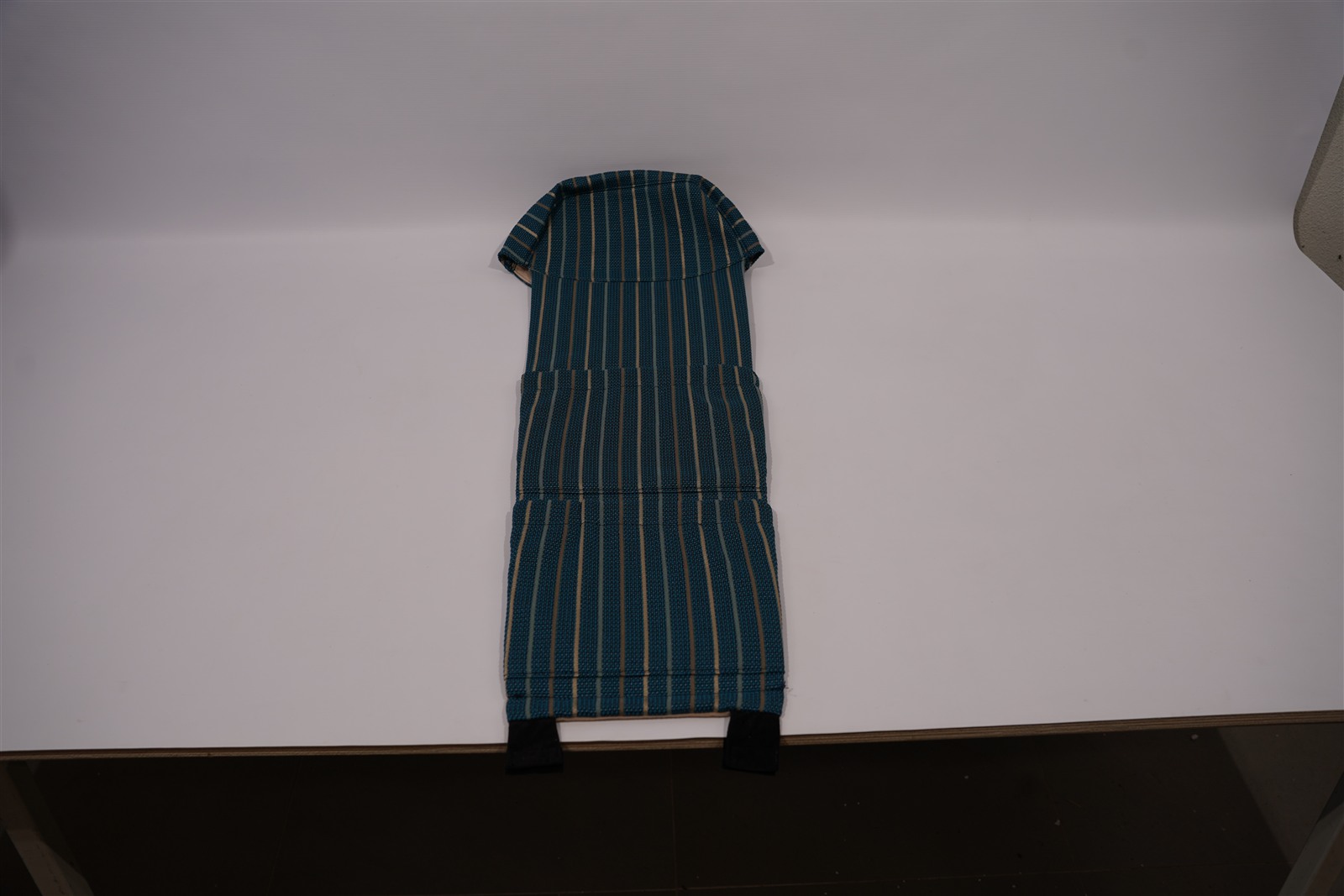 Niesmann+Bischoff Kopfstützenbezug 940x280mm grün gestreift