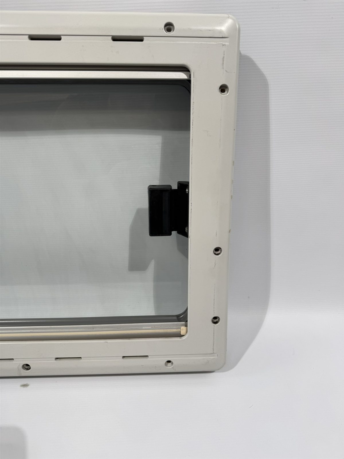 Seitz Echtglas Schiebefenster 900x450mm – Bild 15