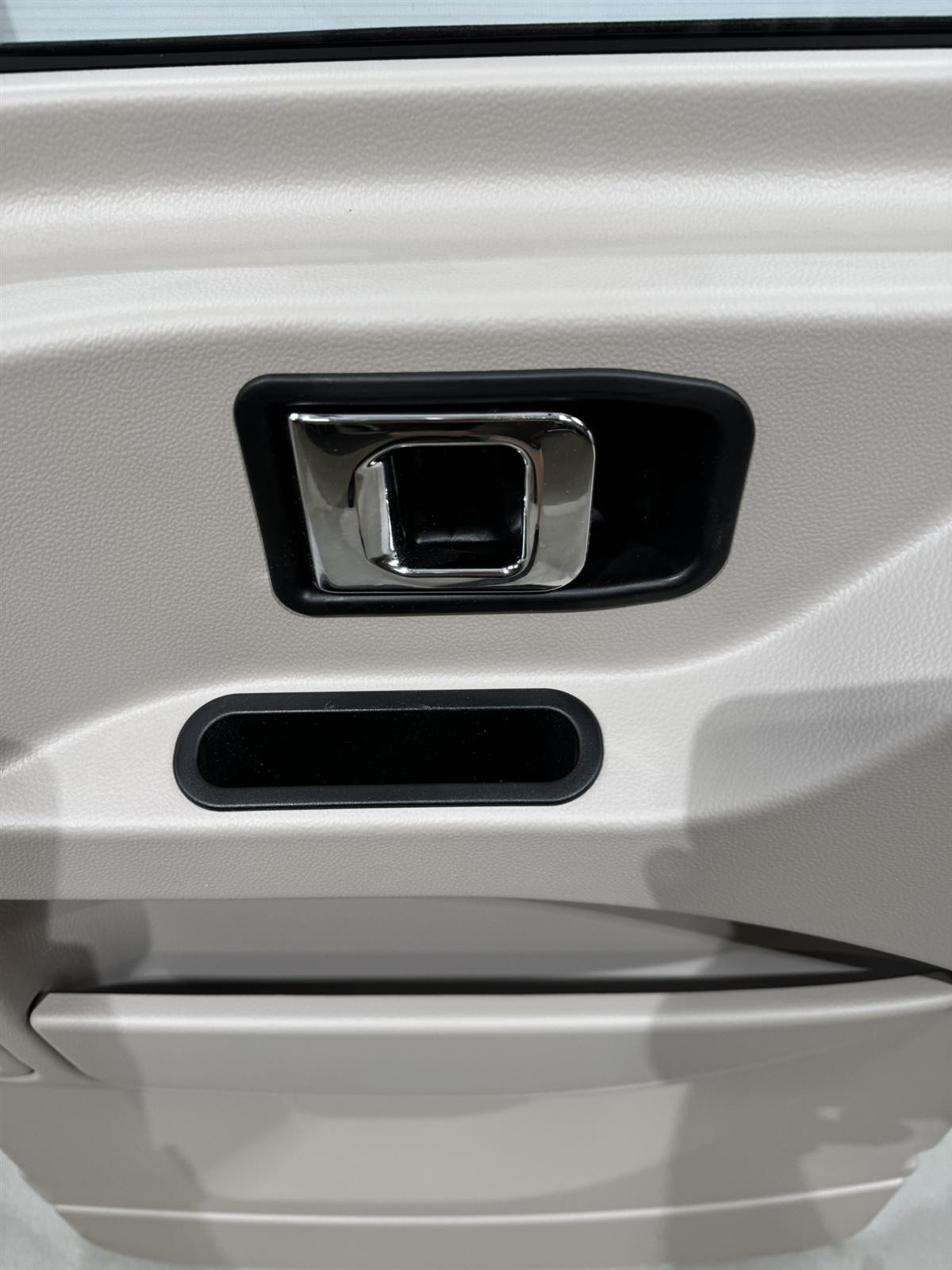 Hymer Fahrerhaustür 700x1665mm mit Fenster – Bild 14
