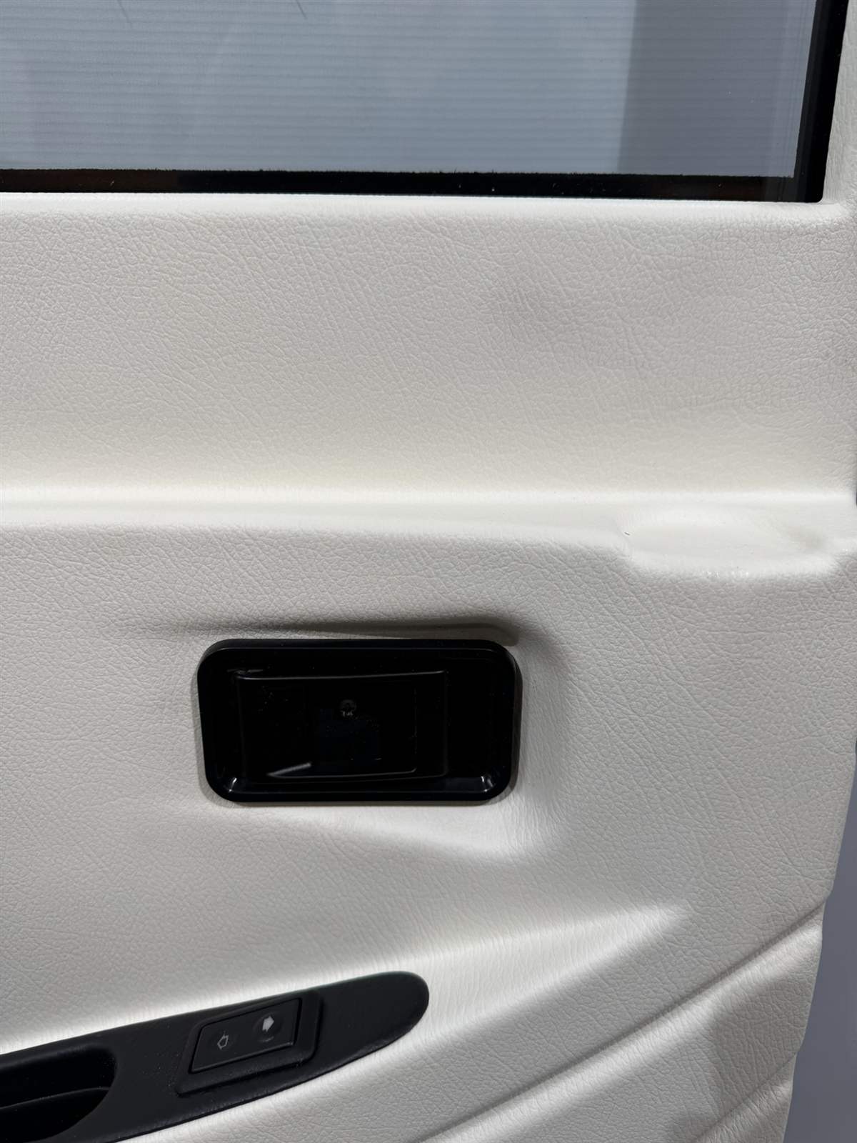 Hymer Fahrerhaustür 602x1615mm – Bild 17