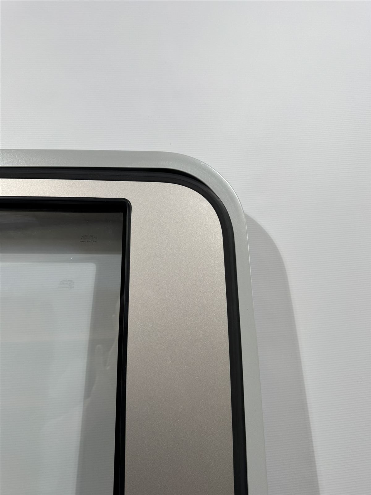 Hymer Fahrerhaustür 700x1724mm mit Fenster – Bild 3