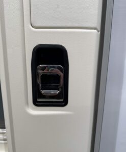 Hymer Aufbautür 600x1920mm weiß – Bild 15
