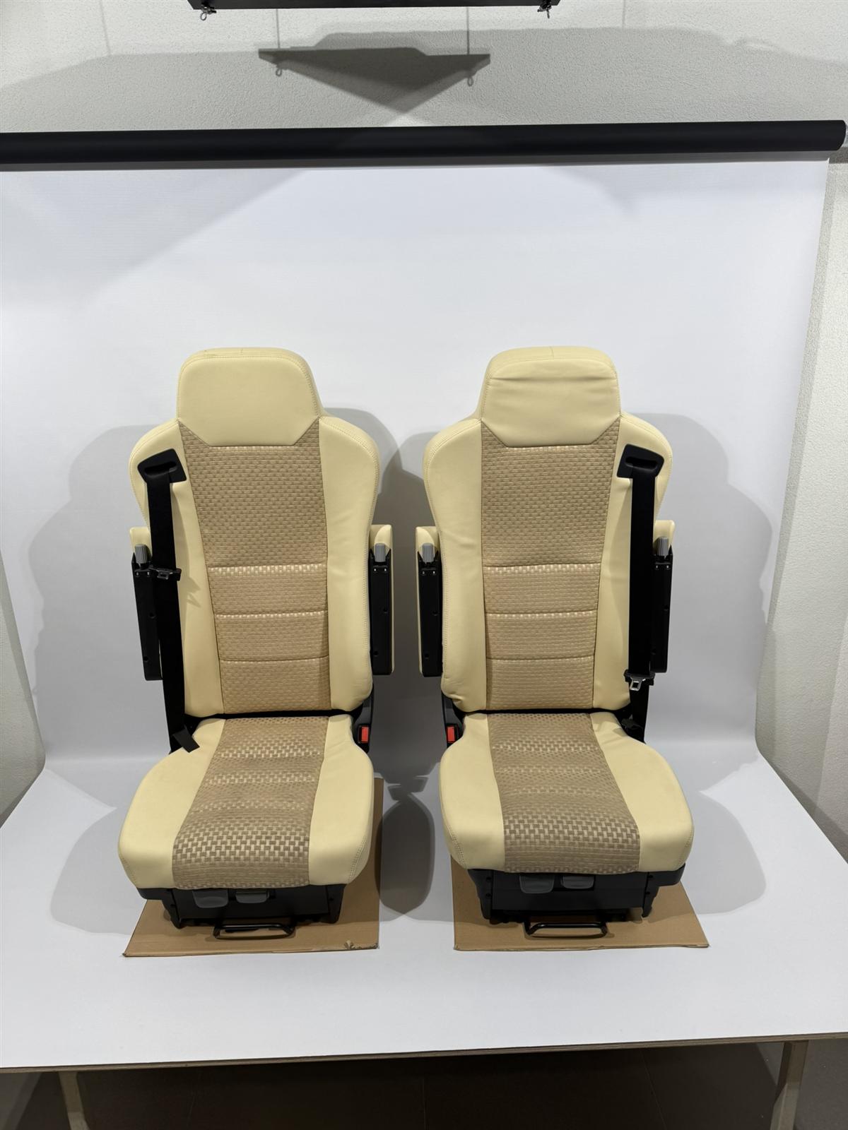 ISRI/SKA Wohnmobil Sitzpaar Fahrer + Beifahrersitz – Bild 2