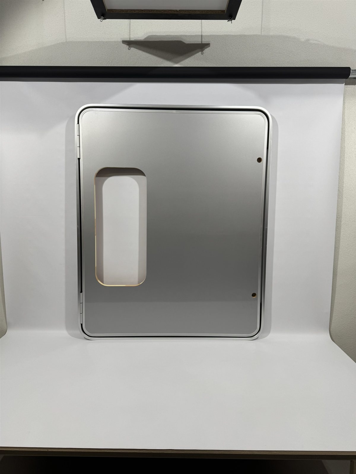 Hymer Serviceklappe 1360x1100mm silber