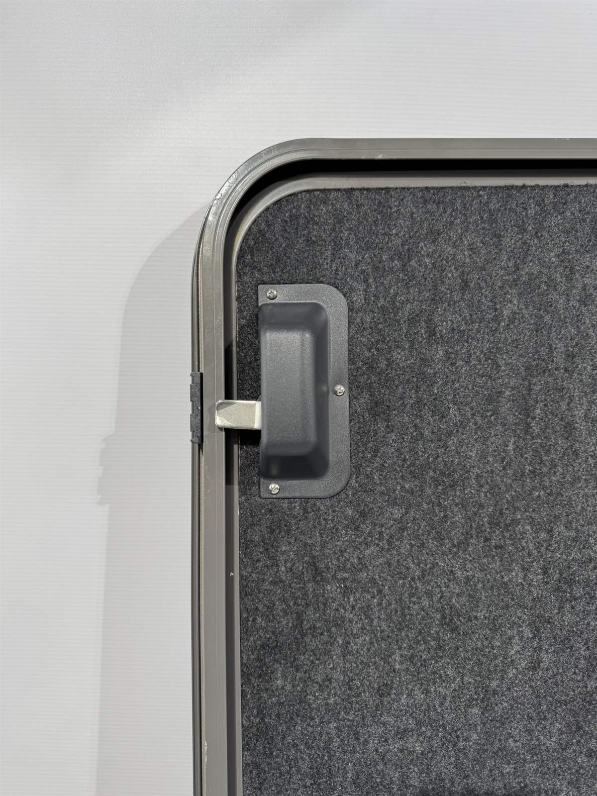 Hymer Serviceklappe 1150x1217mm bronze – Bild 13